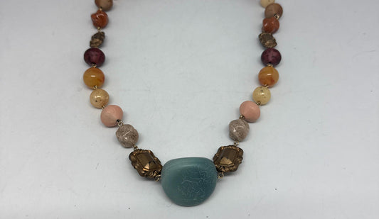 Vintage Multicolor Stone Mediterranean Necklace — detail