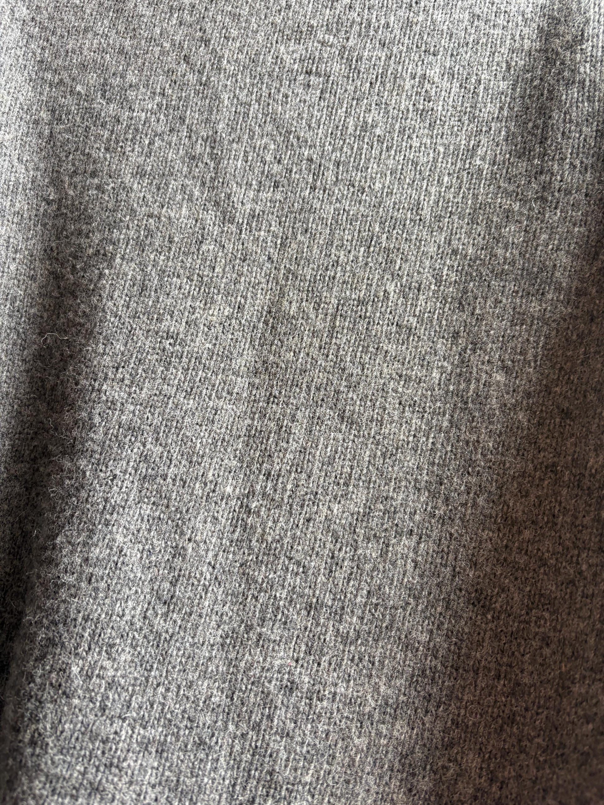 Dark Grey Wool Sweater With Ribbed Cuffs — additional view 10