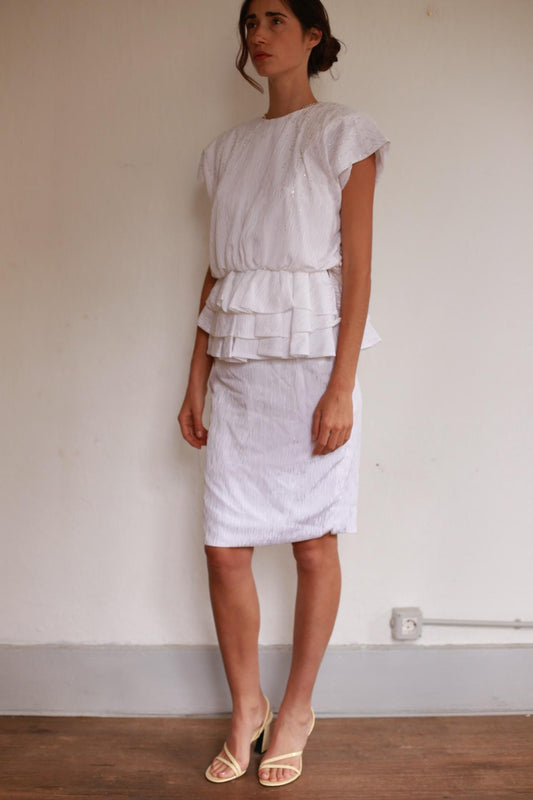 Textured White Knee-Length Peplum Dress — detail