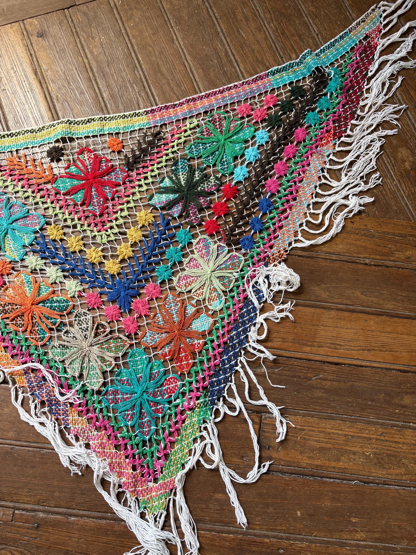 Boho Vintage Macrame Shawl — additional view 5