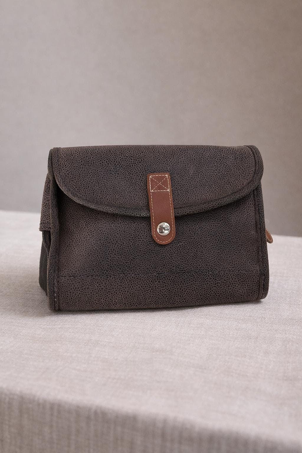 Vintage Leather Travel Toiletry Bag