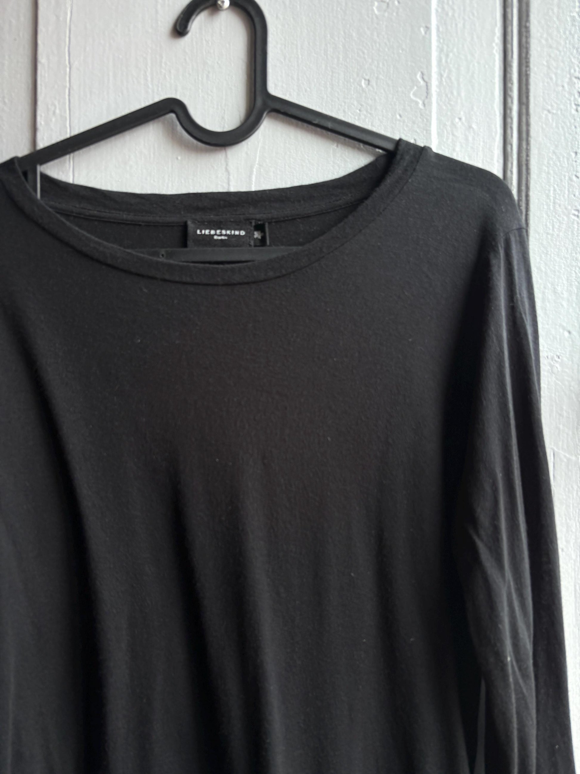 Liebeskind Black Micromodal Cashmere Top — detail