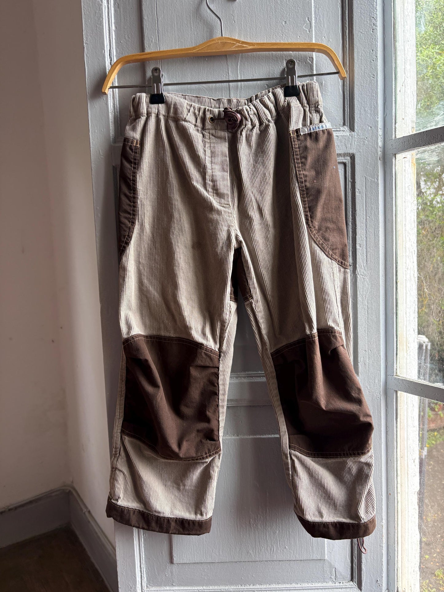 Beige Kids Trousers With Reinforced Knees — detail