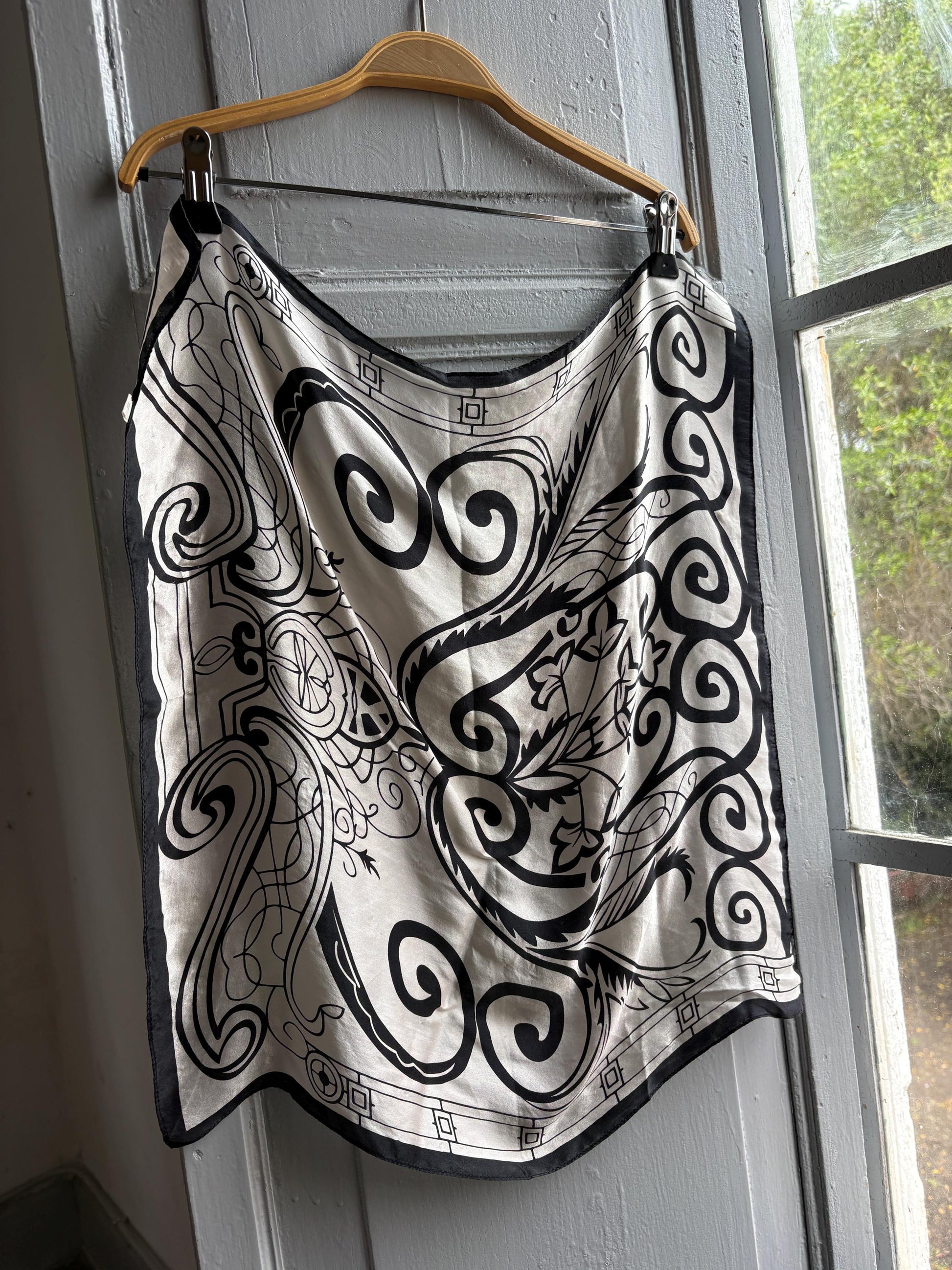 Luxury Black and White Silk Scarf — additional view 8
