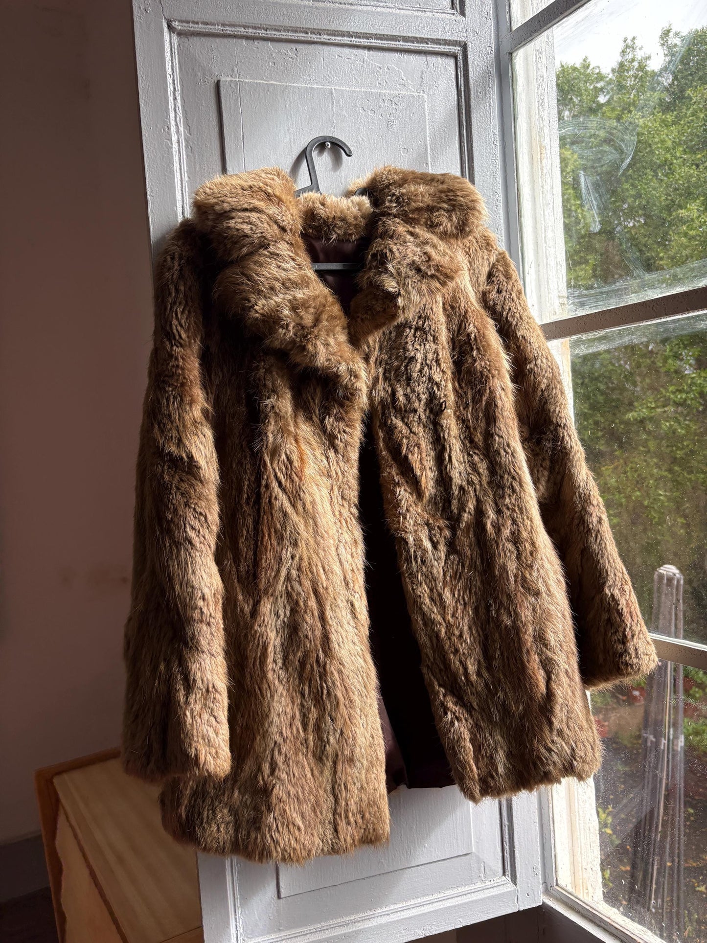 Chic 60s Vintage Genuine Fur Coat — fabric close-up