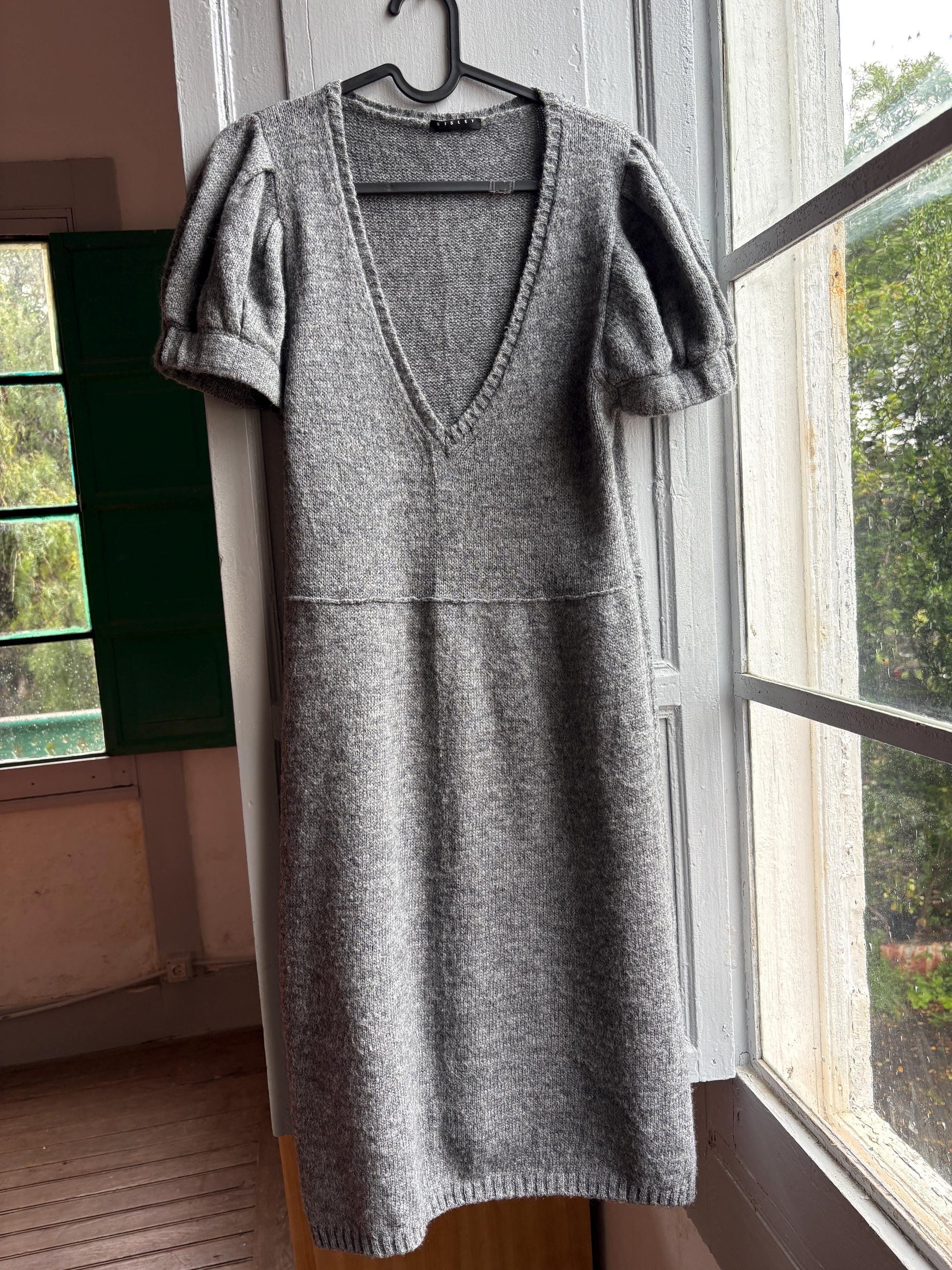 Luxe grey knitted wool dress with v neck, Soft midi winter dress, Secondhand sustainable woman fashion