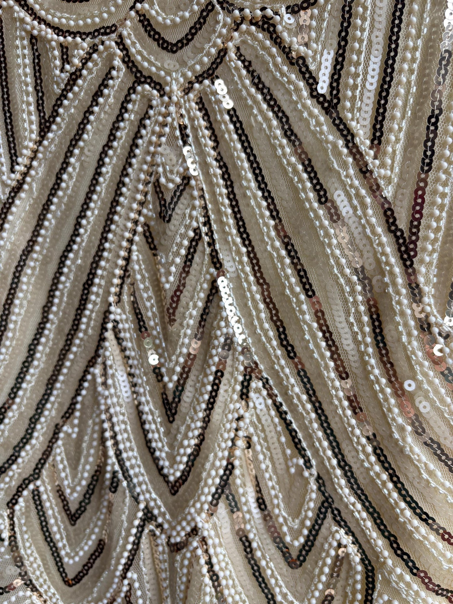 Cream white 20s inspired sequin dress, Art Deco style with fringe hem, cocktail party sparkly dress, New years eve outfit, size M