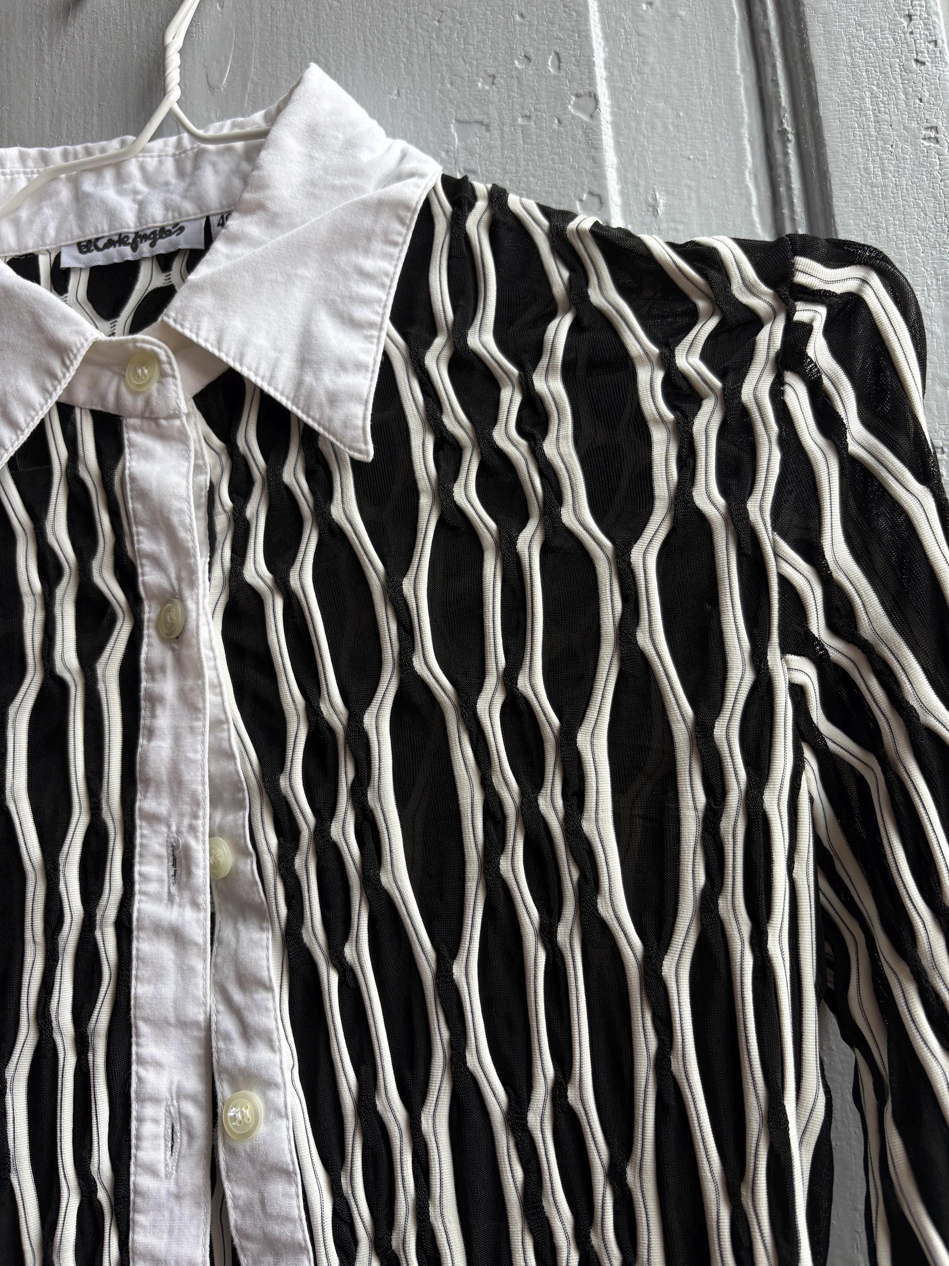 Vintage Black and White Y2K Button-Up Blouse — detail