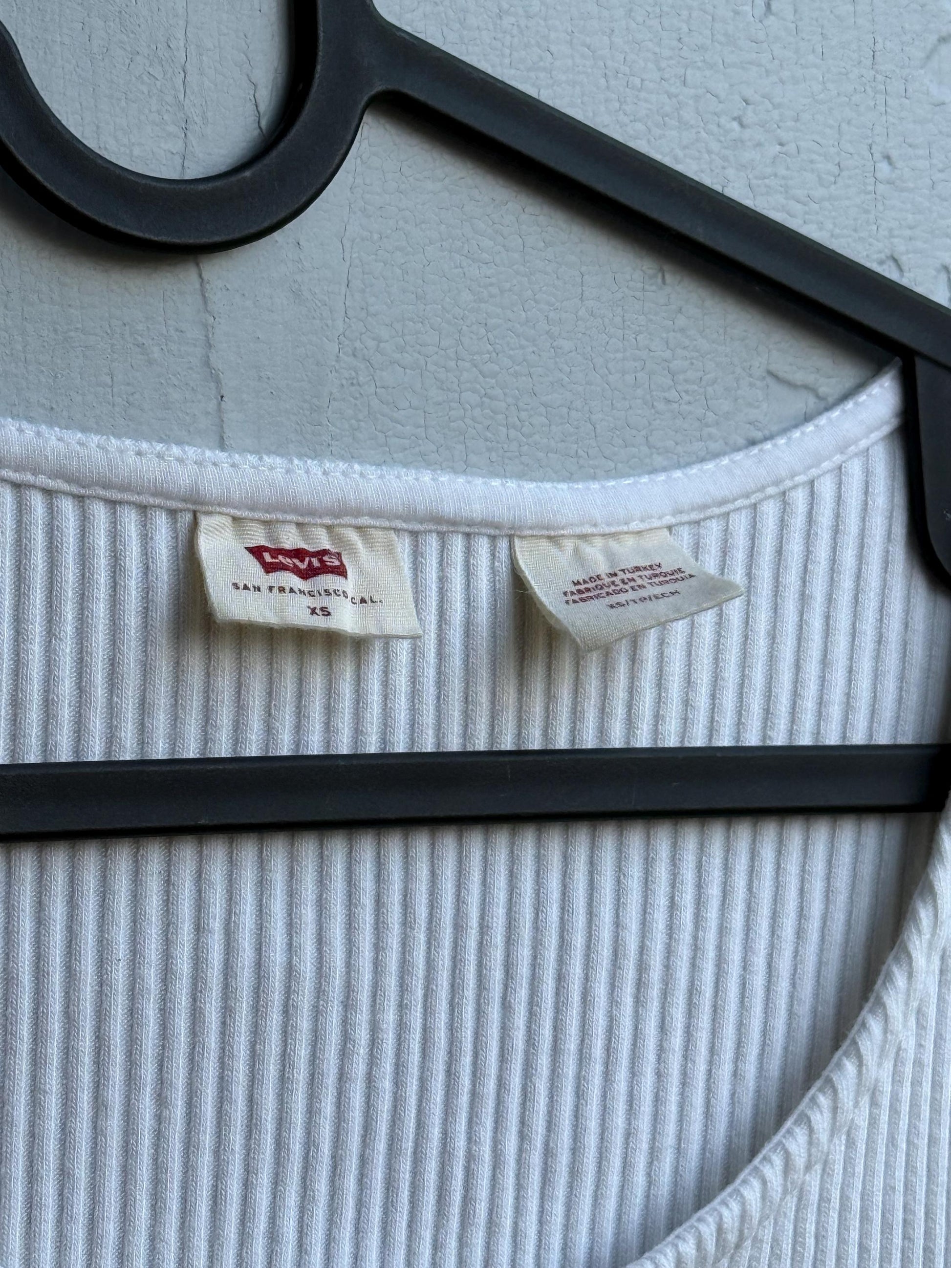 White Cotton Crop Top for Summer Festivals — additional view 5