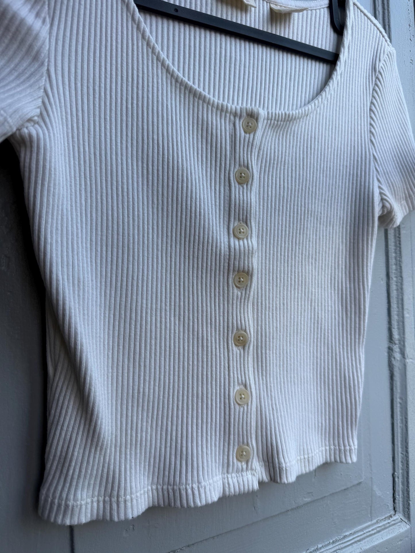 White Cotton Crop Top for Summer Festivals — back view