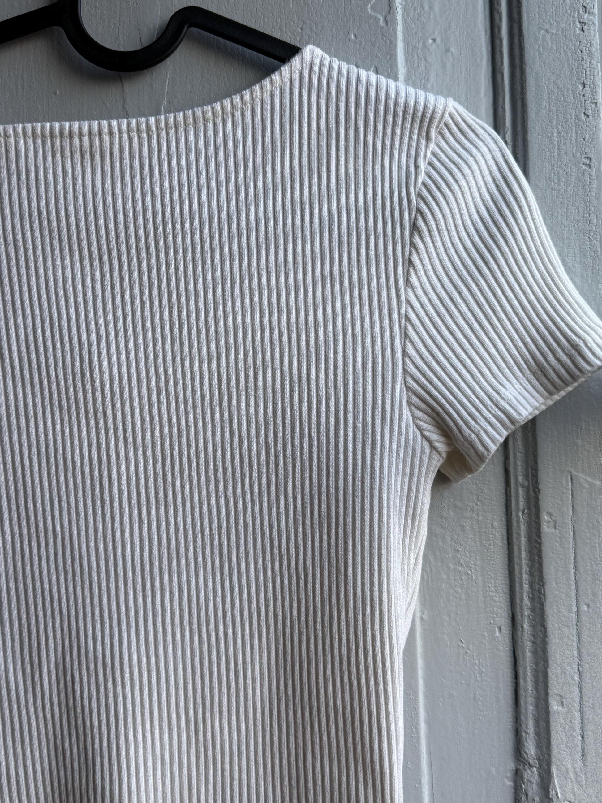 Levi's White Cotton Crop Top — additional view 11