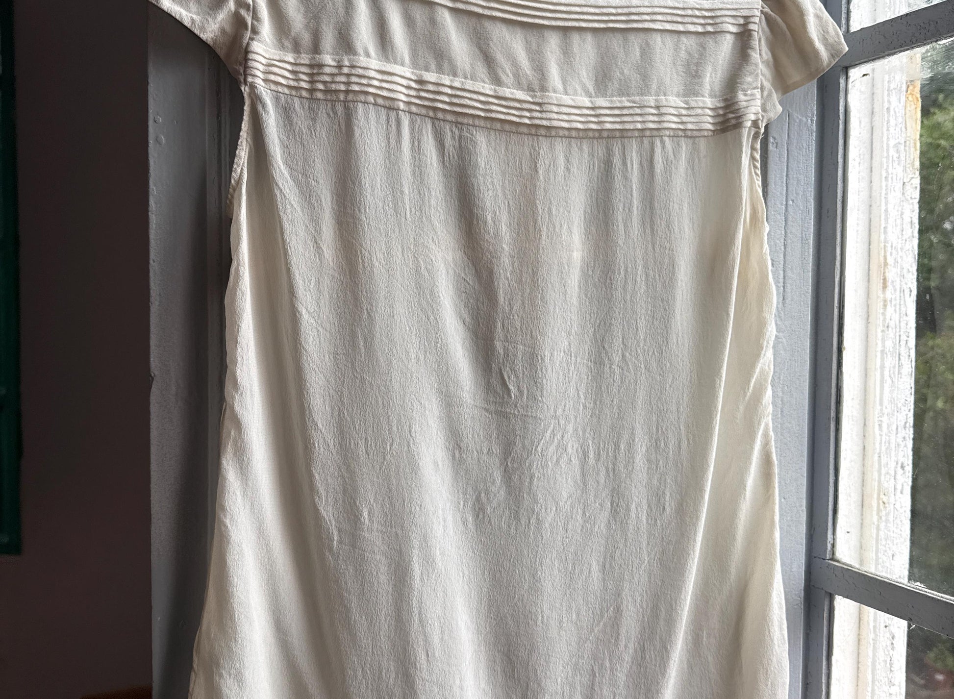 Vintage Off-White Silk Scoop Neck Top — additional view 11