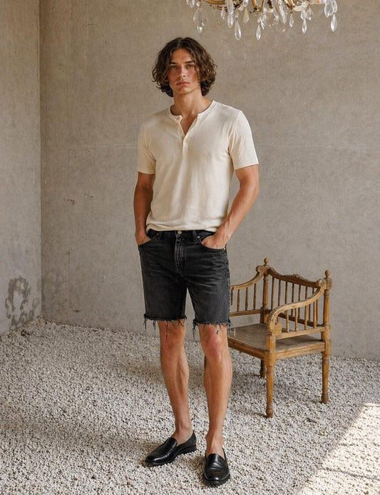 Vintage Black Denim Shorts With Raw Hem
