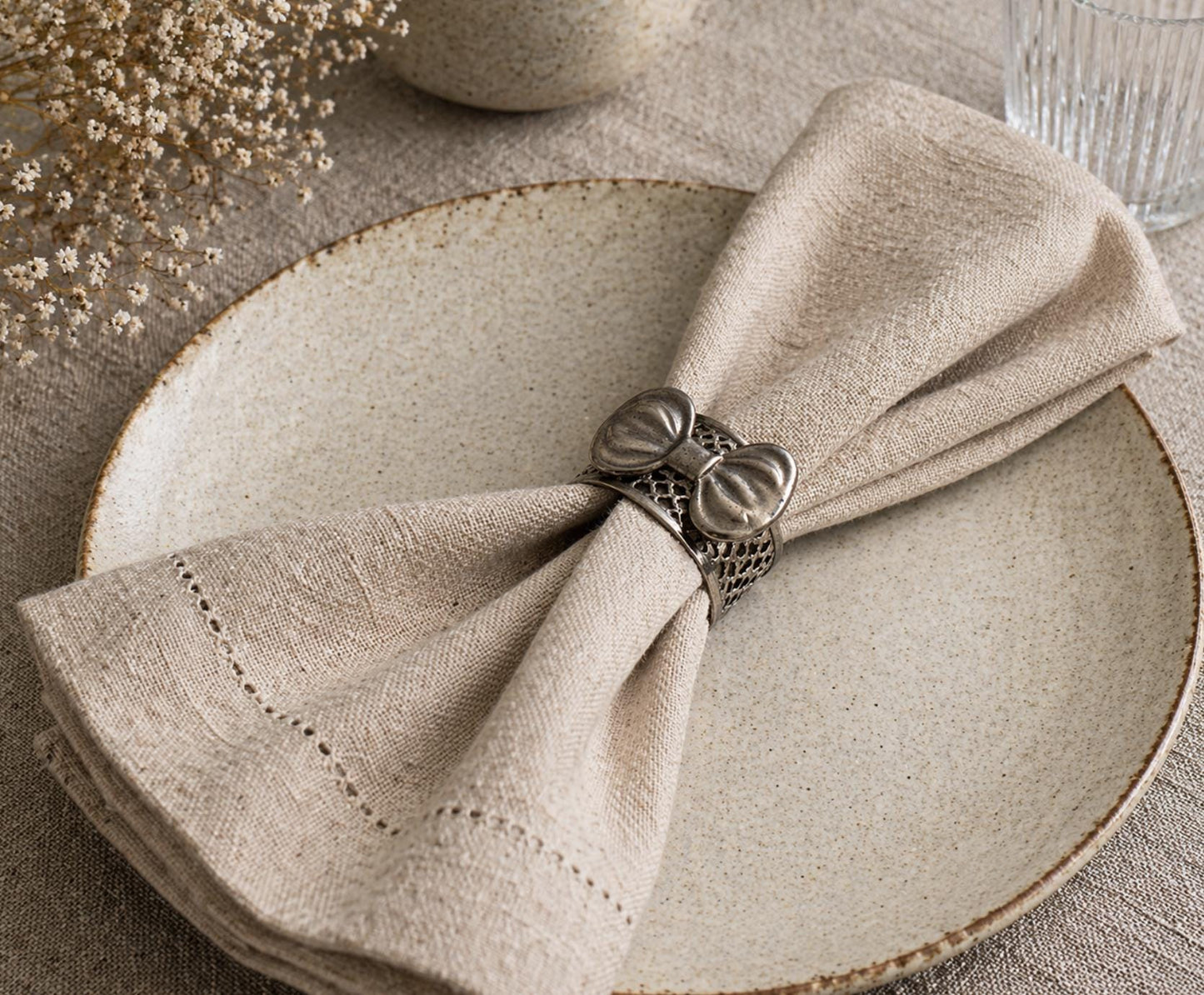Elegant Vintage Silver Bow Napkin Rings Set