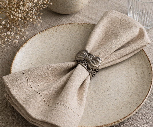 Elegant Vintage Silver Bow Napkin Rings Set