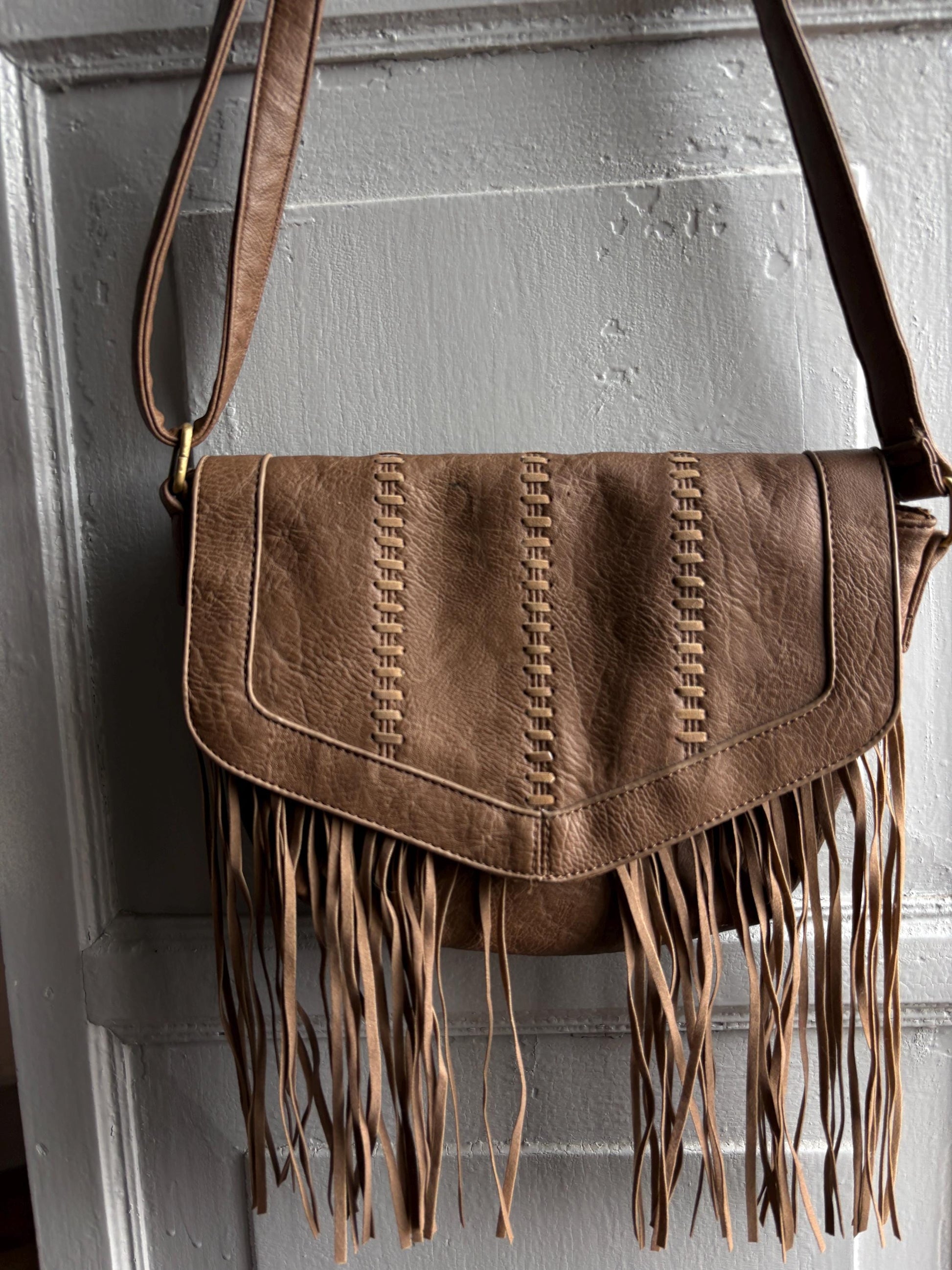 Boho Faux Leather Fringe Crossbody Bag — detail