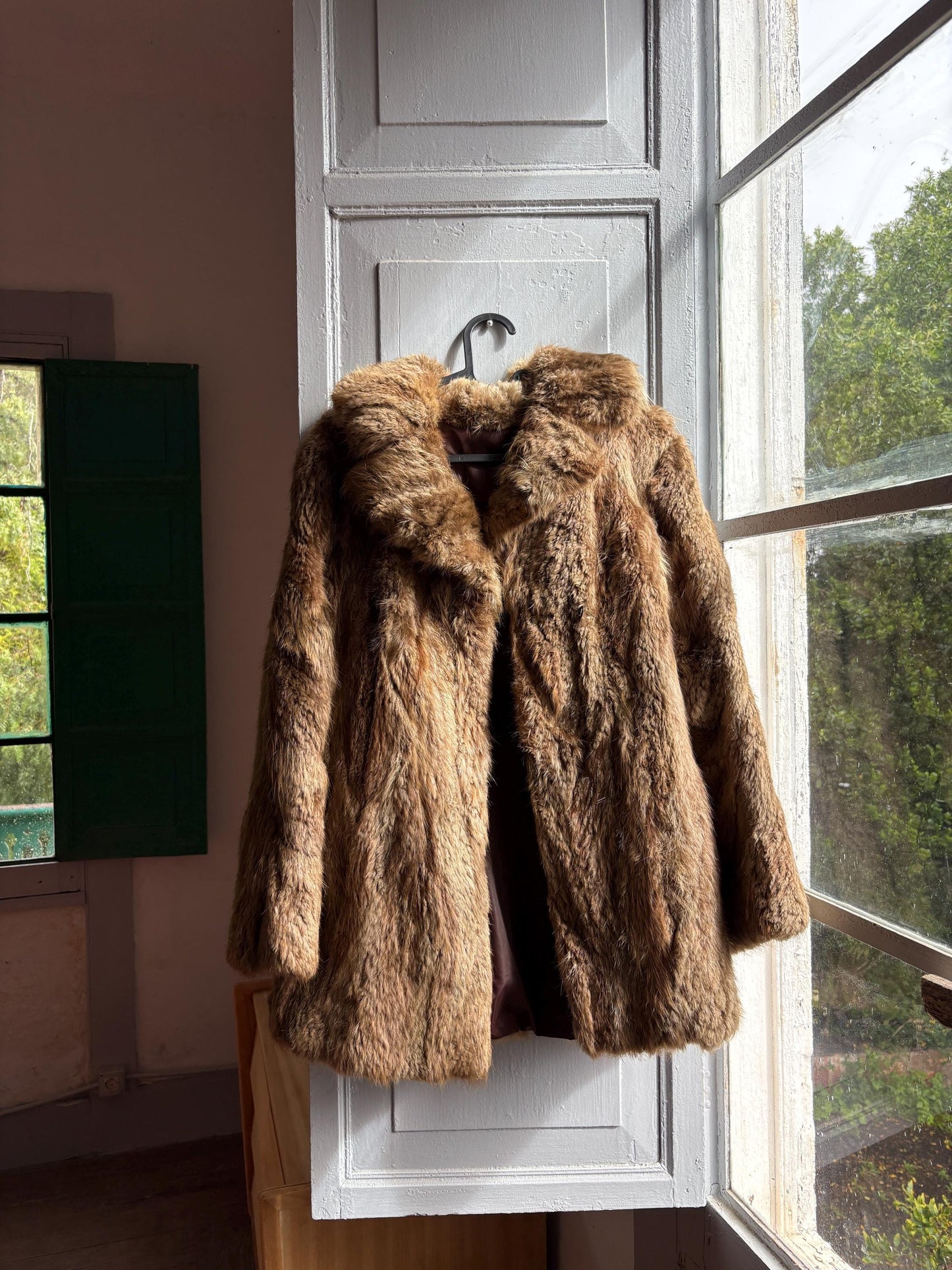 Chic 60s Vintage Genuine Fur Coat — additional view 8