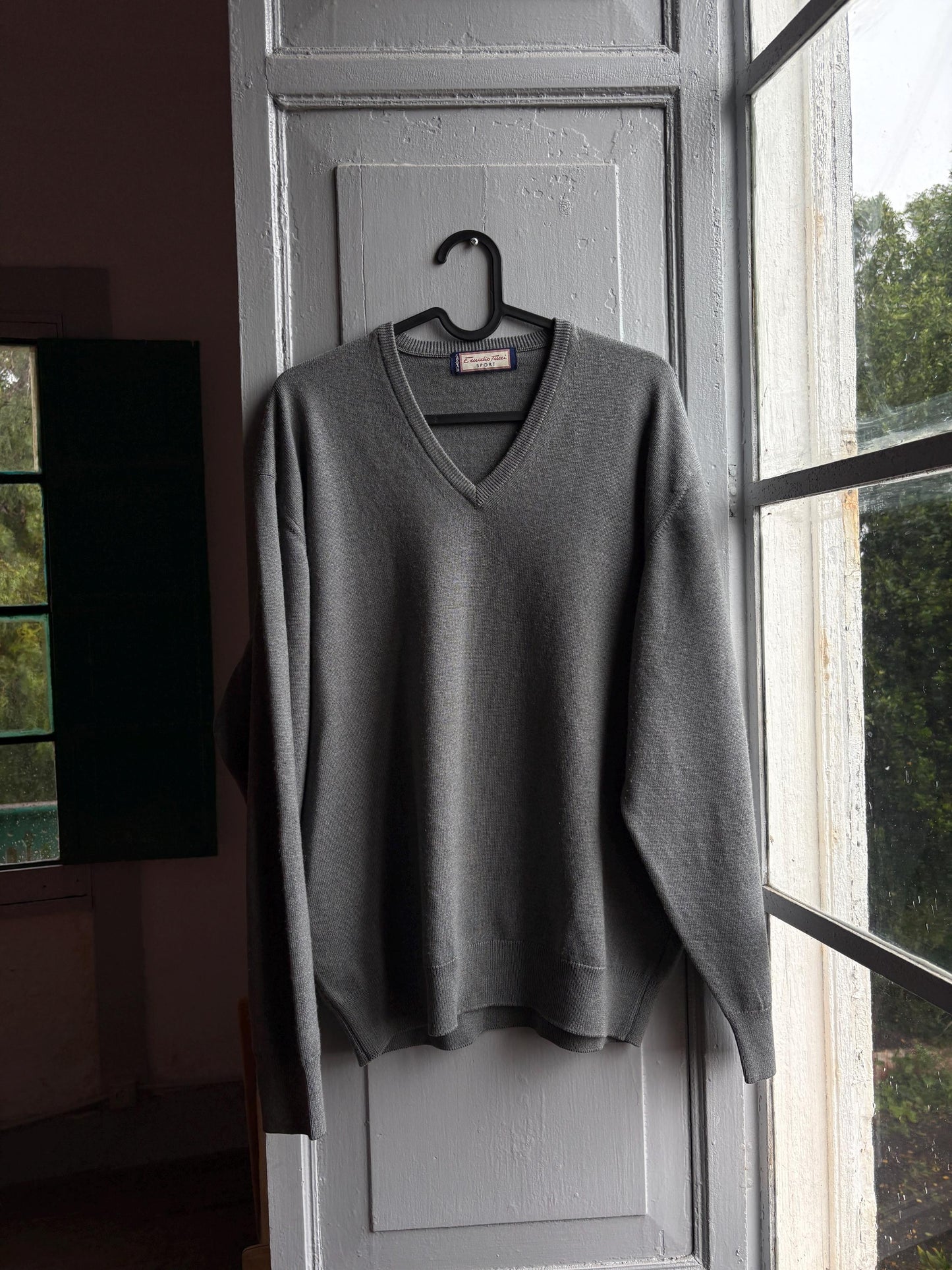 Vintage Grey V-Neck Wool Blend Sweater — detail