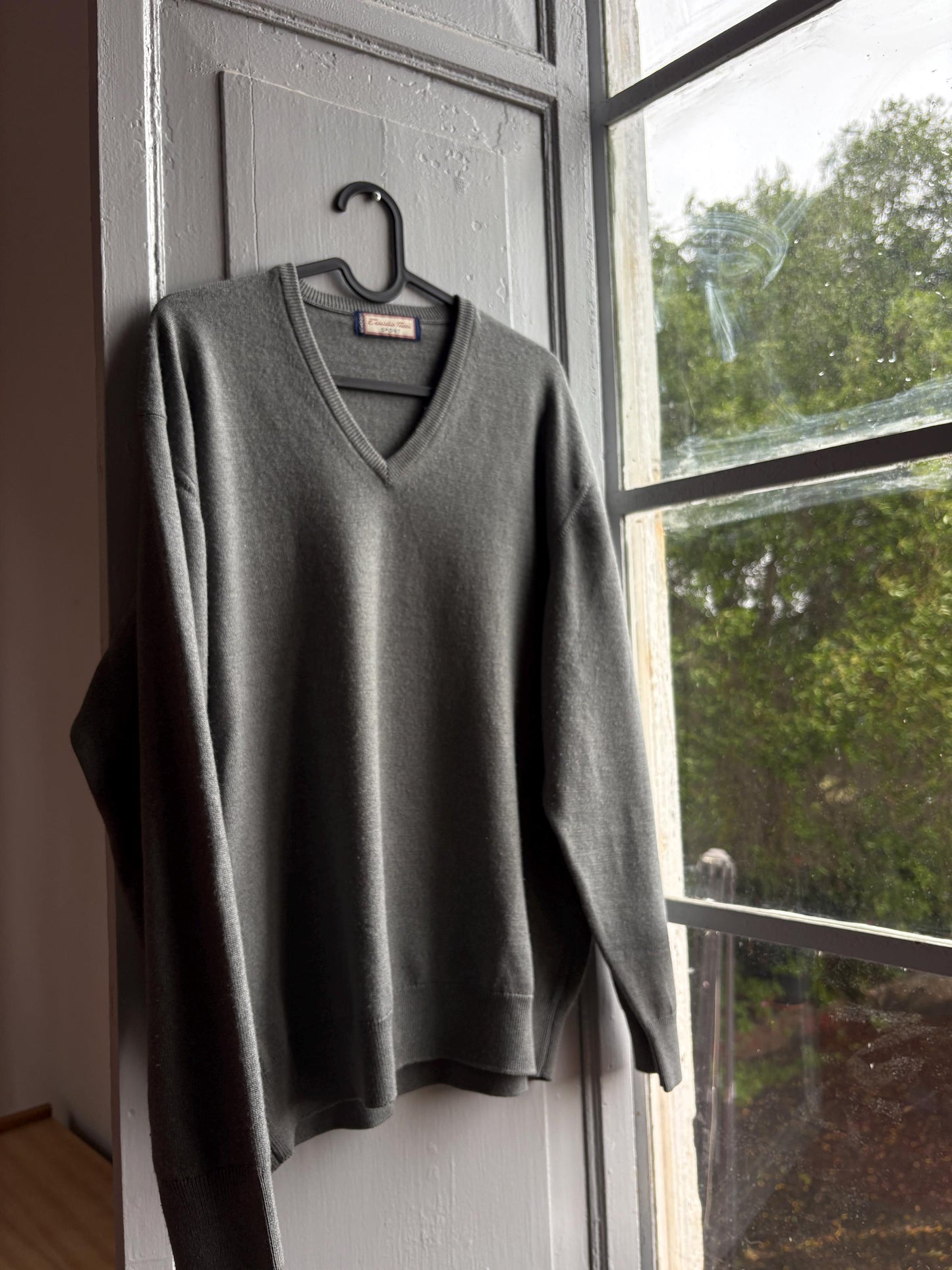 Vintage Grey V-Neck Wool Blend Sweater — additional view 5