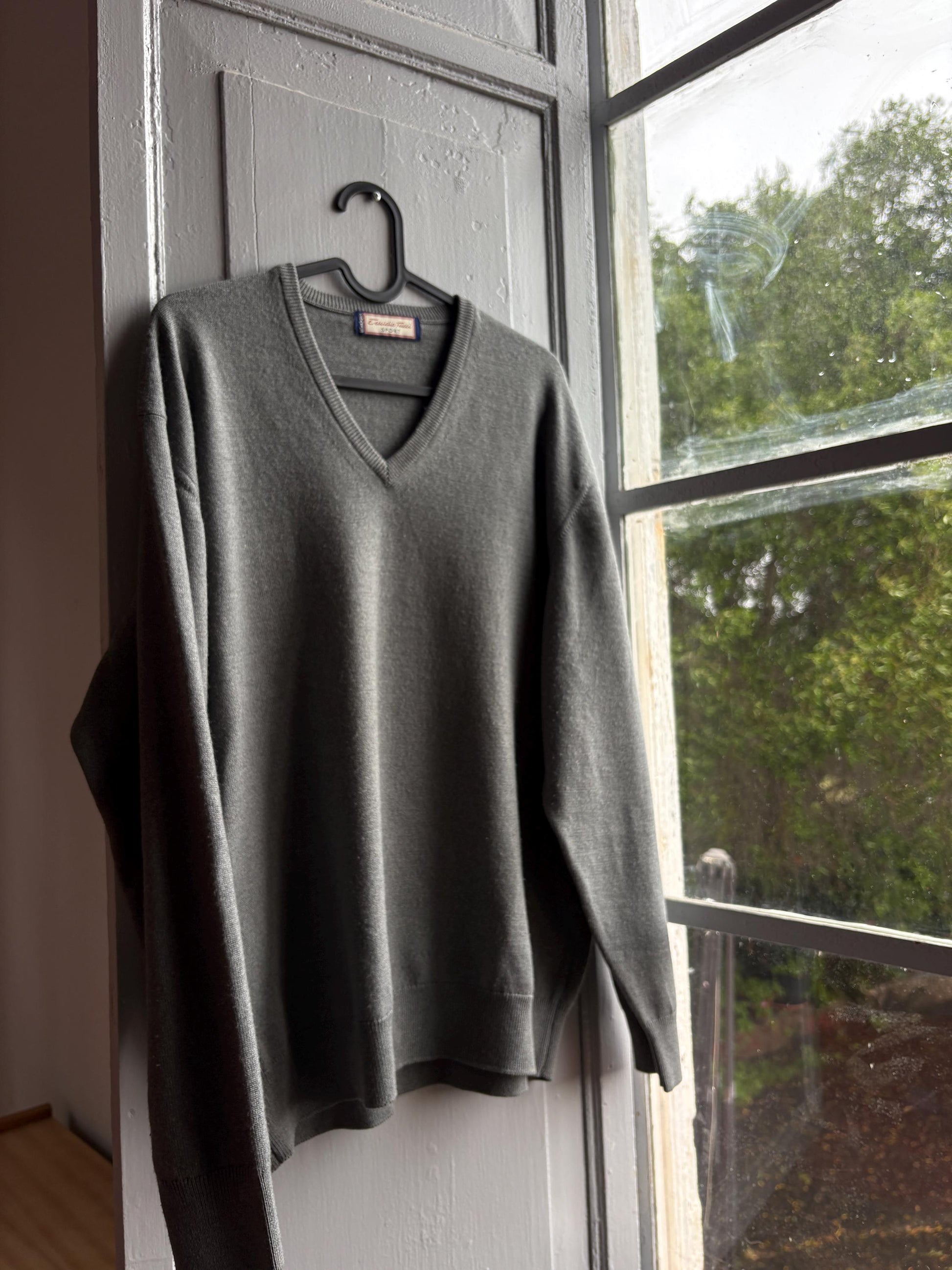 Vintage Grey V-Neck Wool Blend Sweater — additional view 5