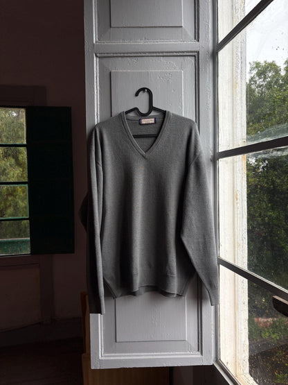 Vintage Grey V-Neck Wool Blend Sweater — additional view 6