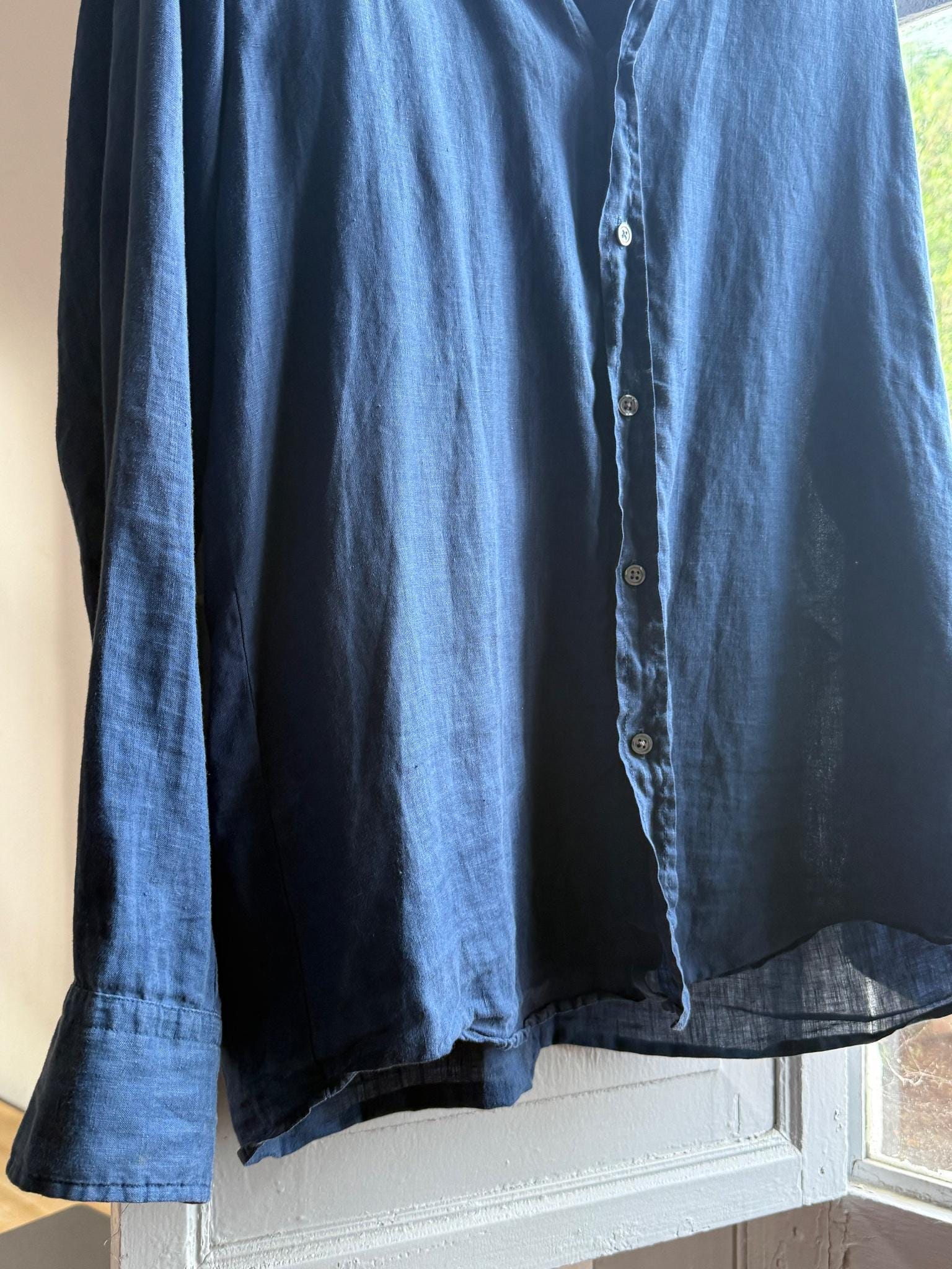 Vintage Hugo Boss Blue Linen Shirt — detail