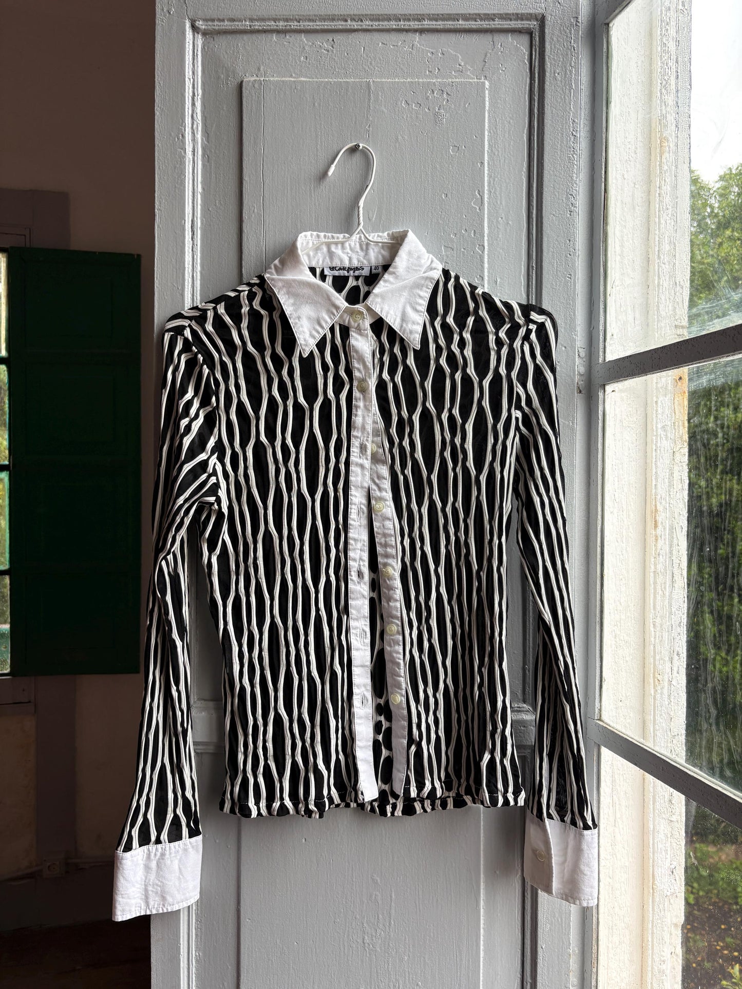 Vintage Black and White Y2K Button-Up Blouse — additional view 8