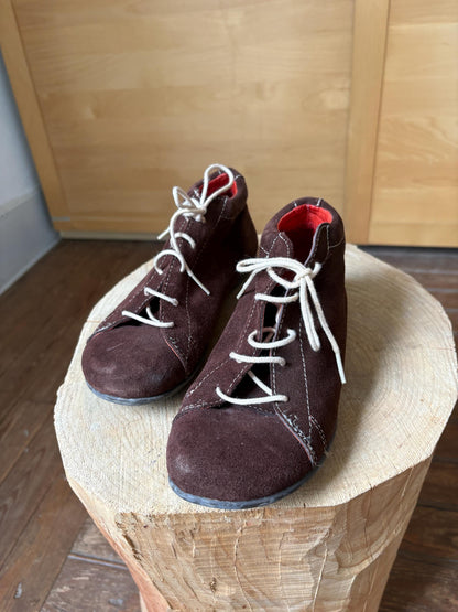 Vintage Brown Suede Lace-Up Sneakers — additional view 8
