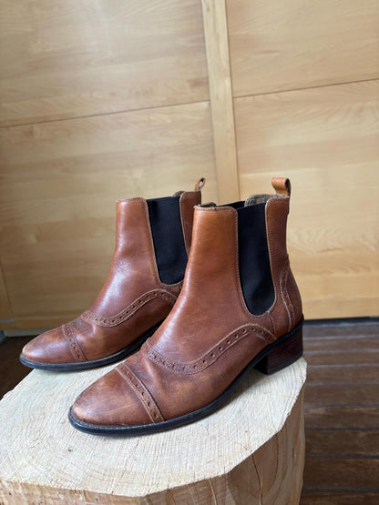 Brown Leather Chelsea Boots for Women — additional view 6