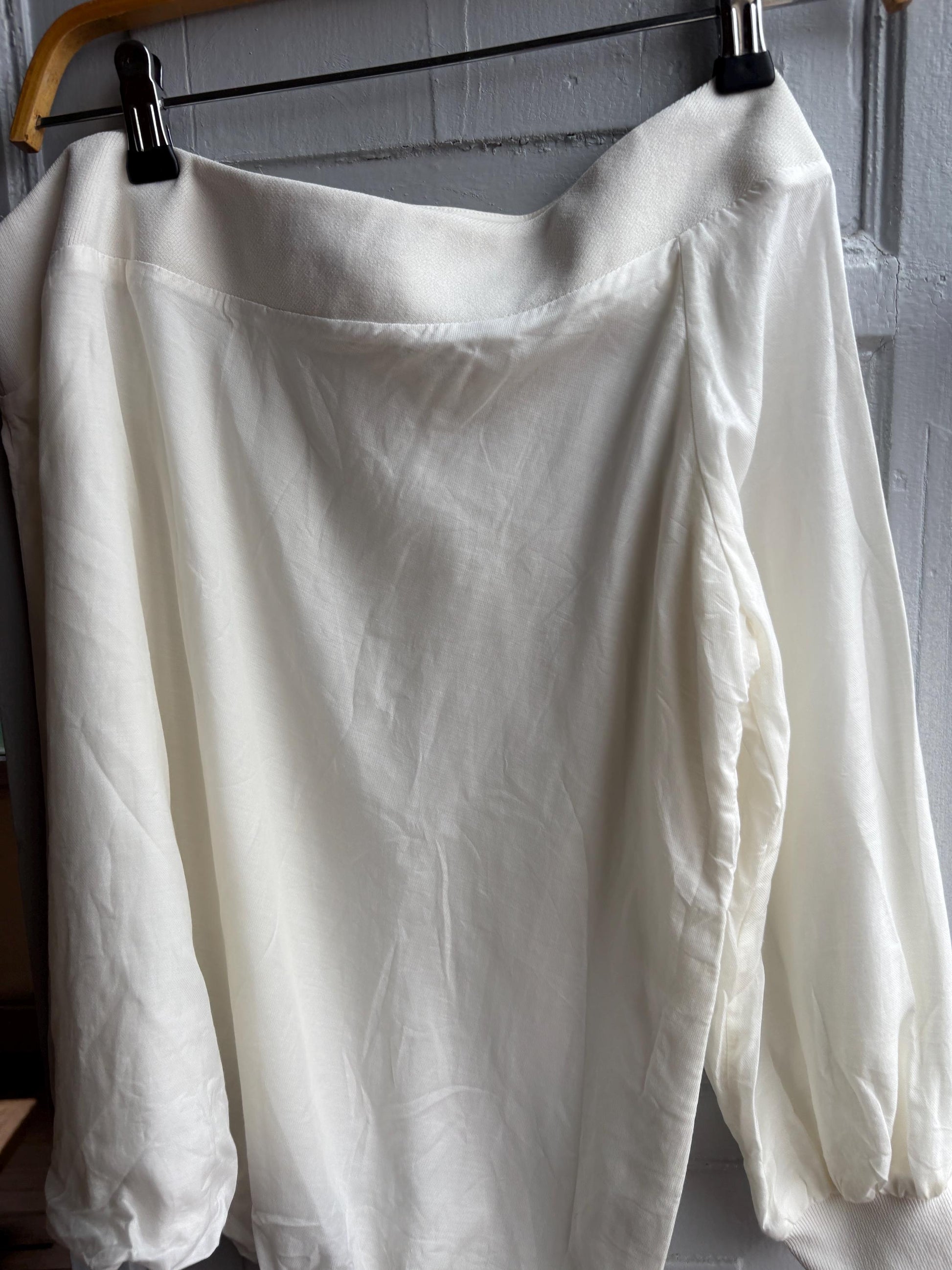 White One Shoulder Asymmetric Top — additional view 8