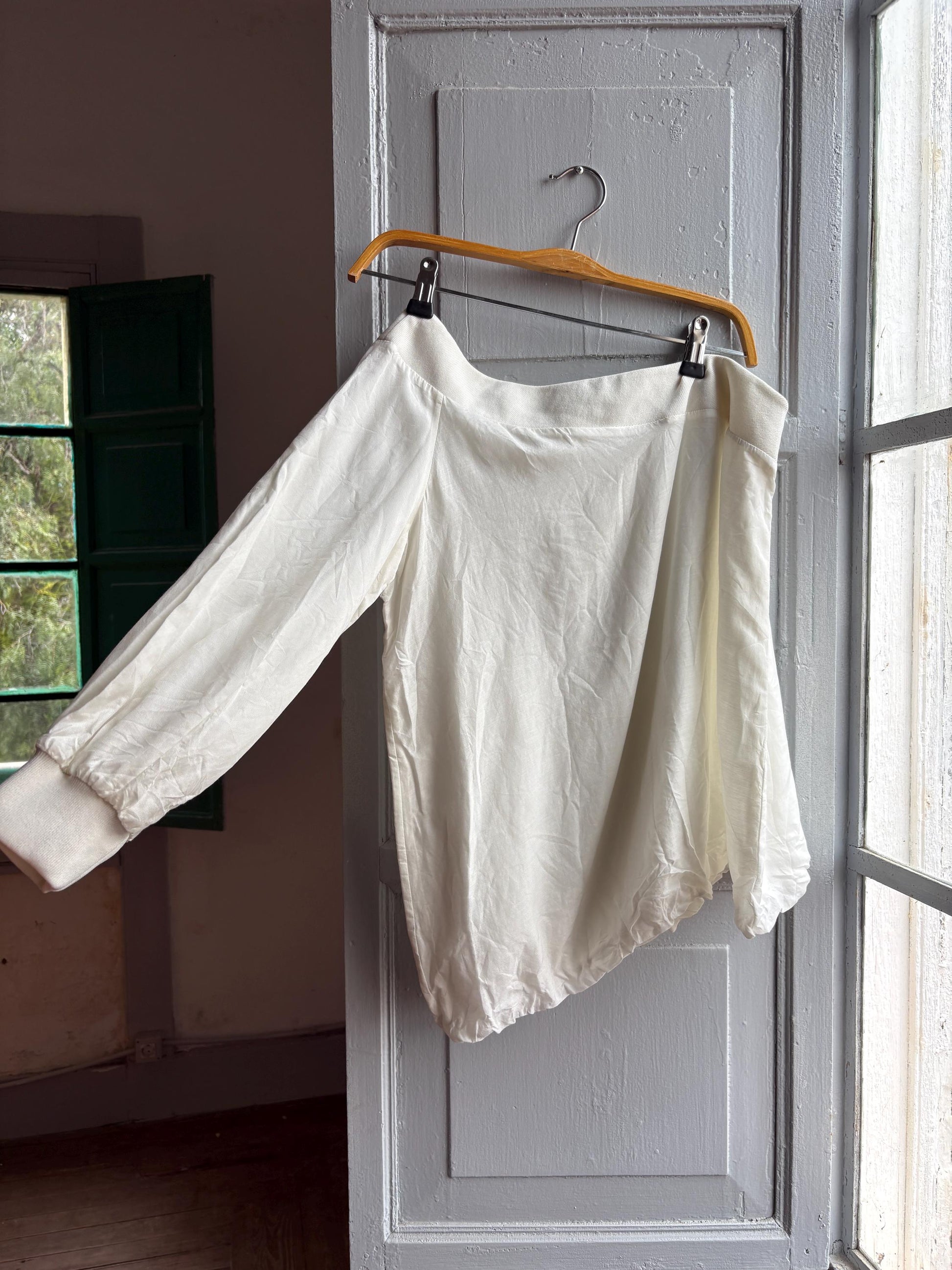 White One Shoulder Asymmetric Top — additional view 7