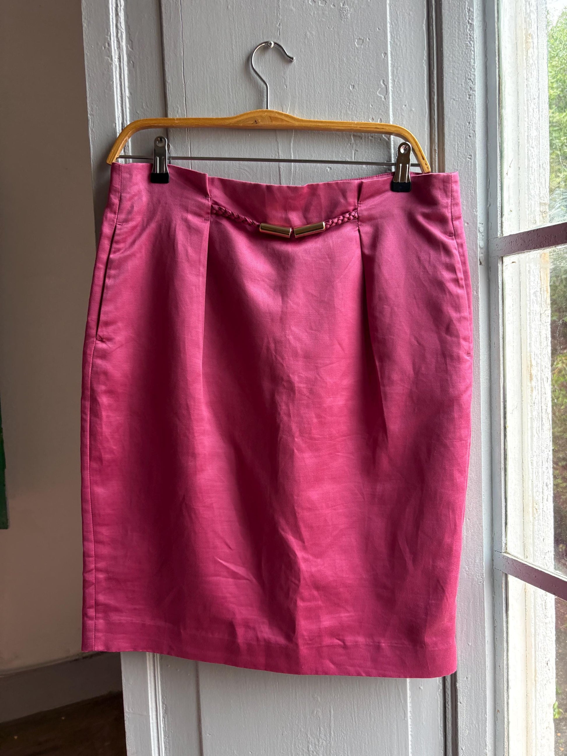 Vintage Purificación García Pink Midi Skirt — fabric close-up