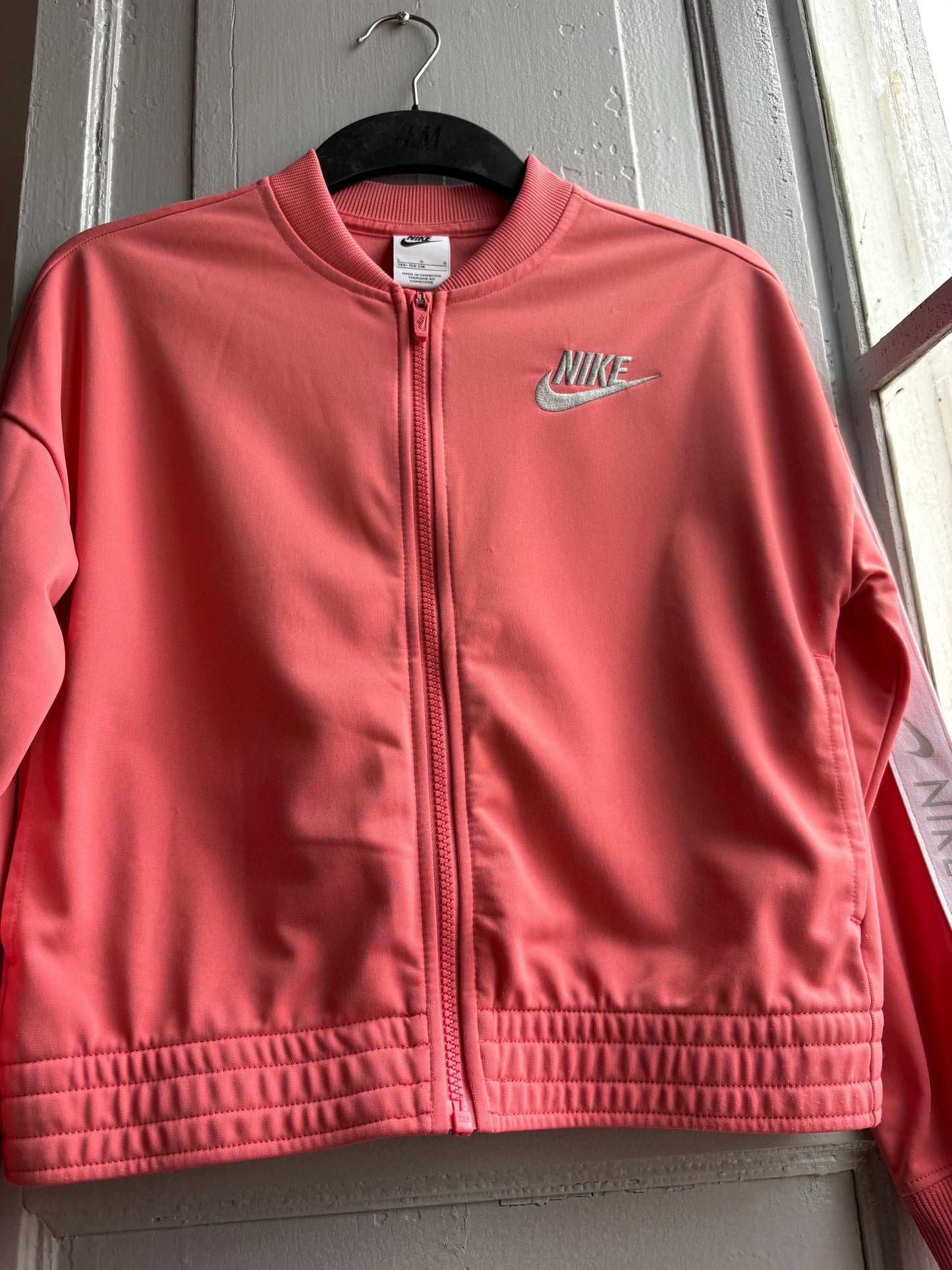 Nike Kids sports Jacket Pink Zip Up, Sportswear Girls Track Jacket, Y2K Athletic Streetwear, Size 146 - 156