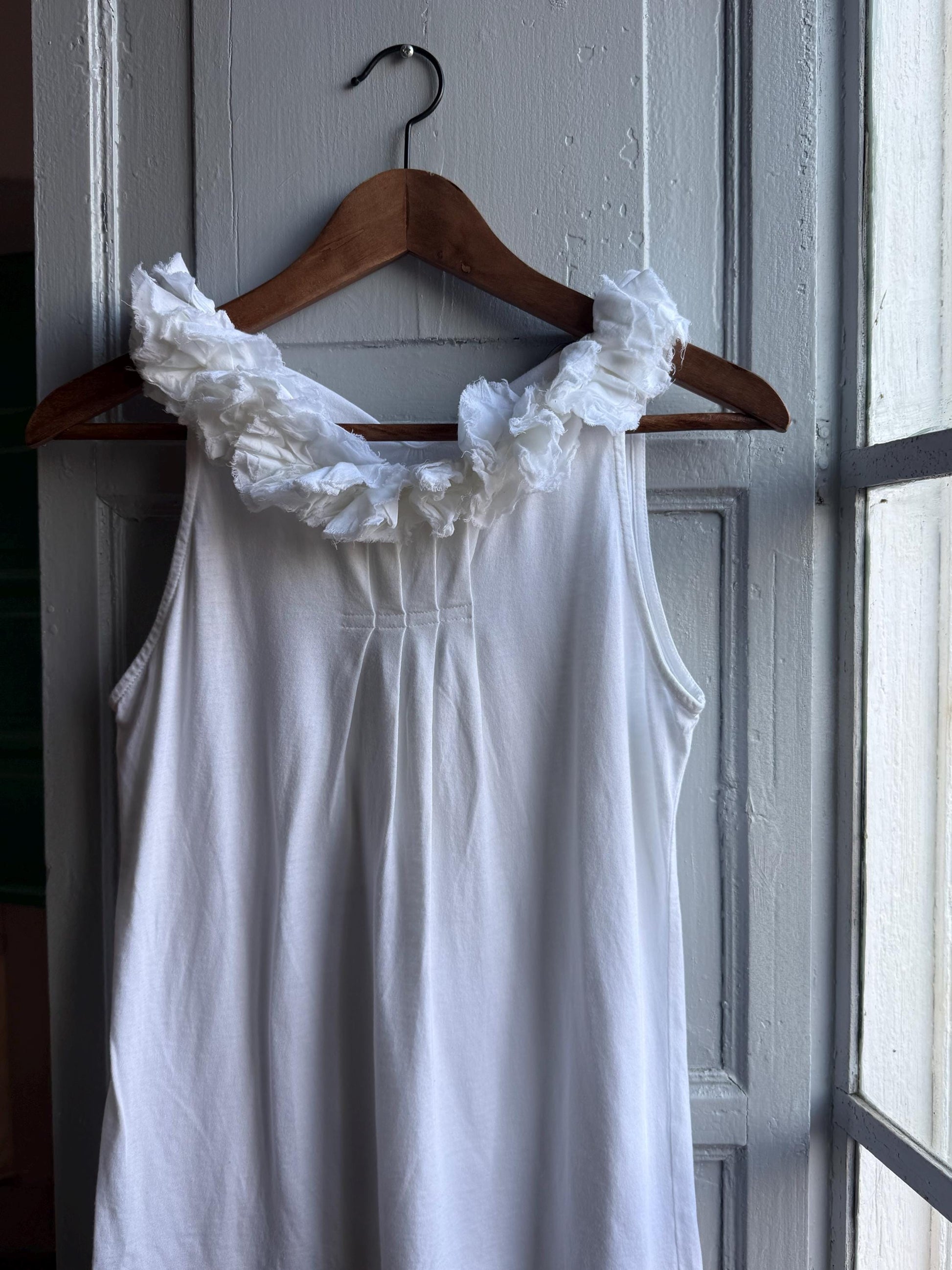 White Cotton Ruffled Neckline Camisole — detail