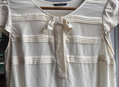 Vintage Off-White Silk Scoop Neck Top — additional view 8