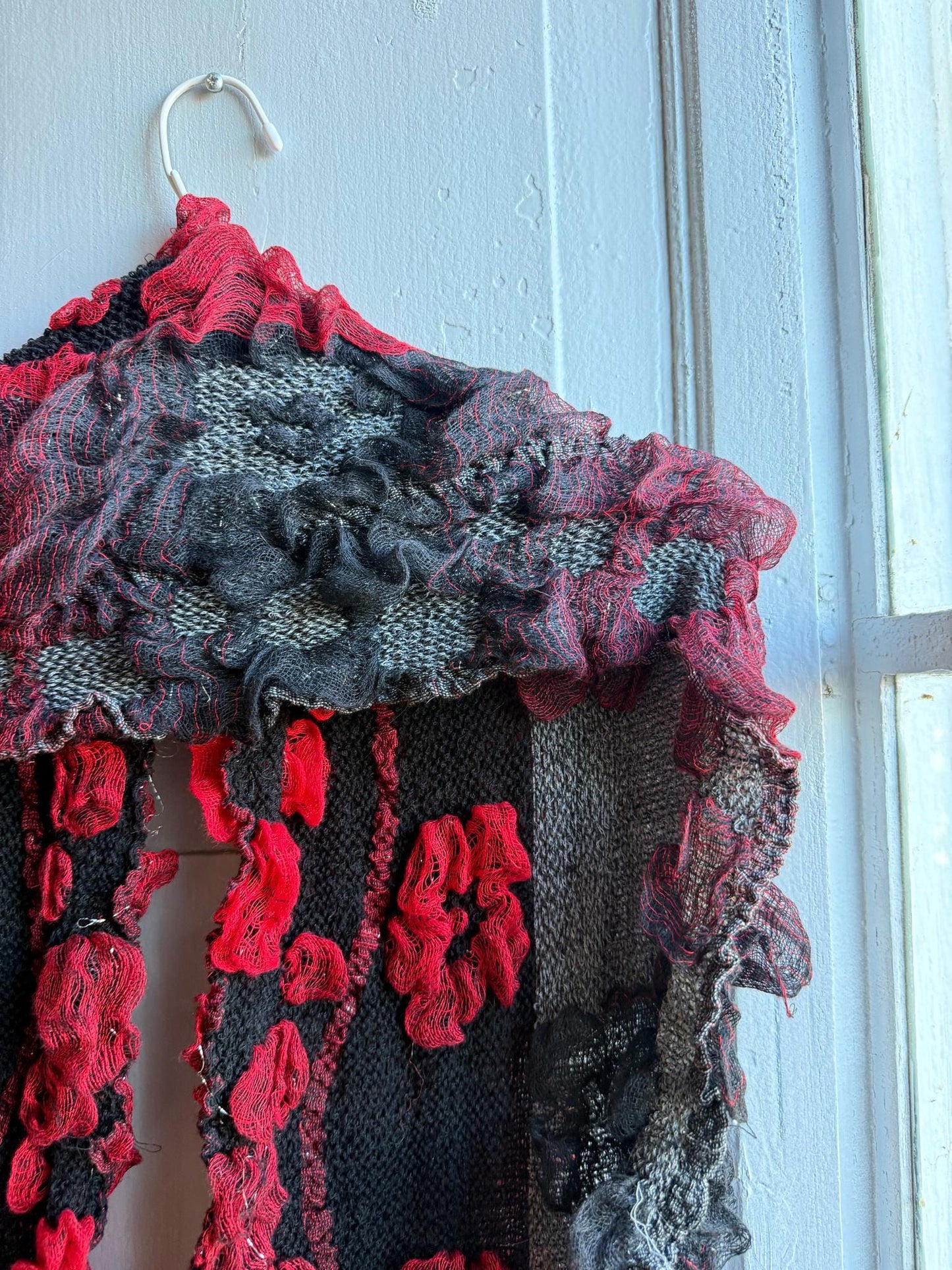 Vintage Ruffle Loop Scarf in Red Black — additional view 14