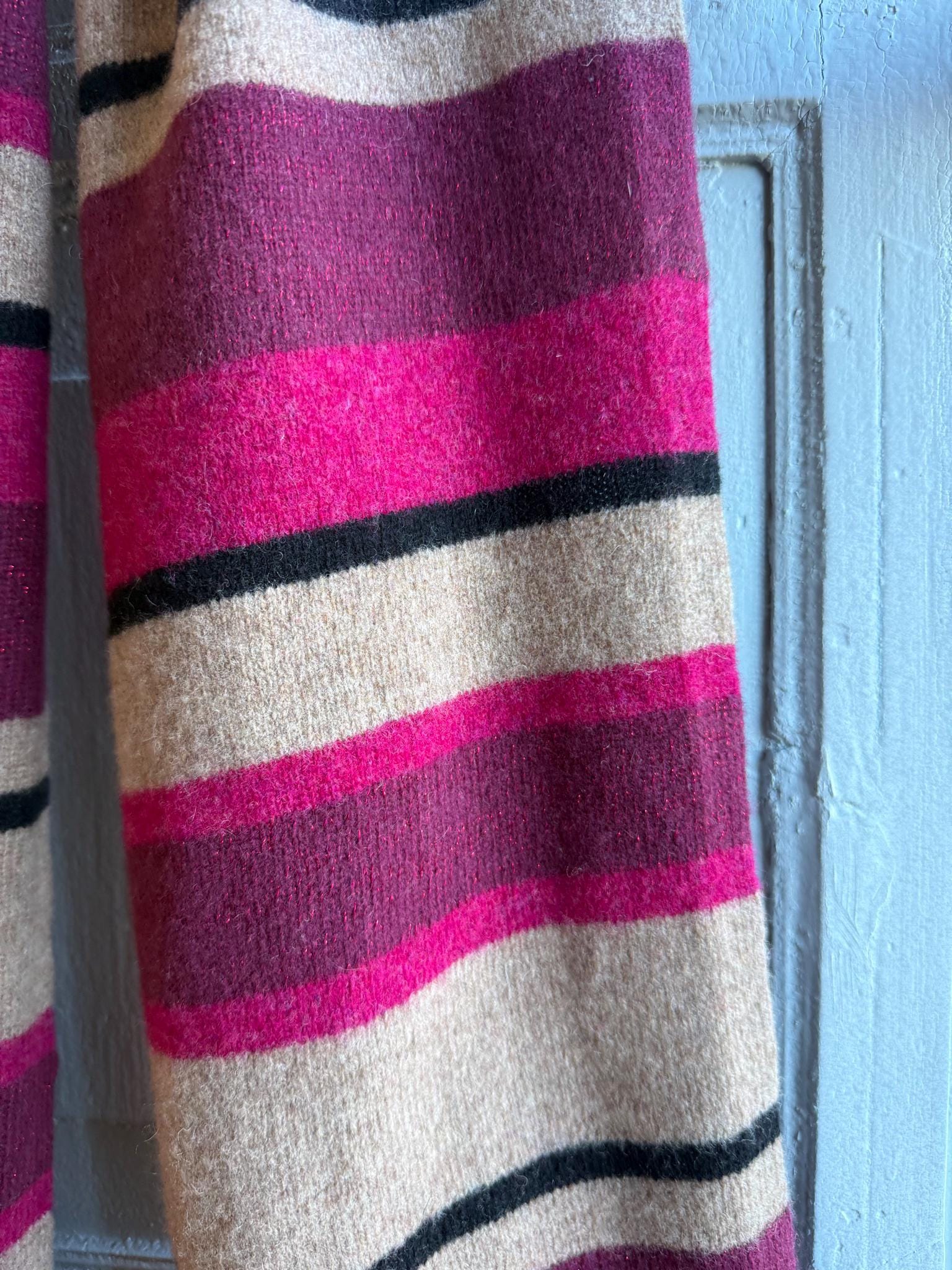 Vintage Pink Striped Lambswool Scarf — additional view 6