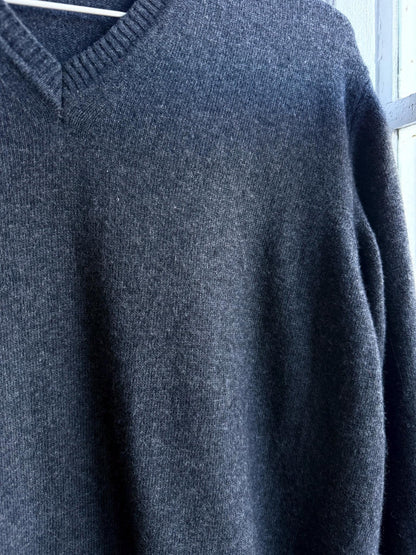 Vintage Wool V Neck Jumper, Mens Dark Grey Minimal Sweater, Old Money Knit, Relaxed Winter Pullover