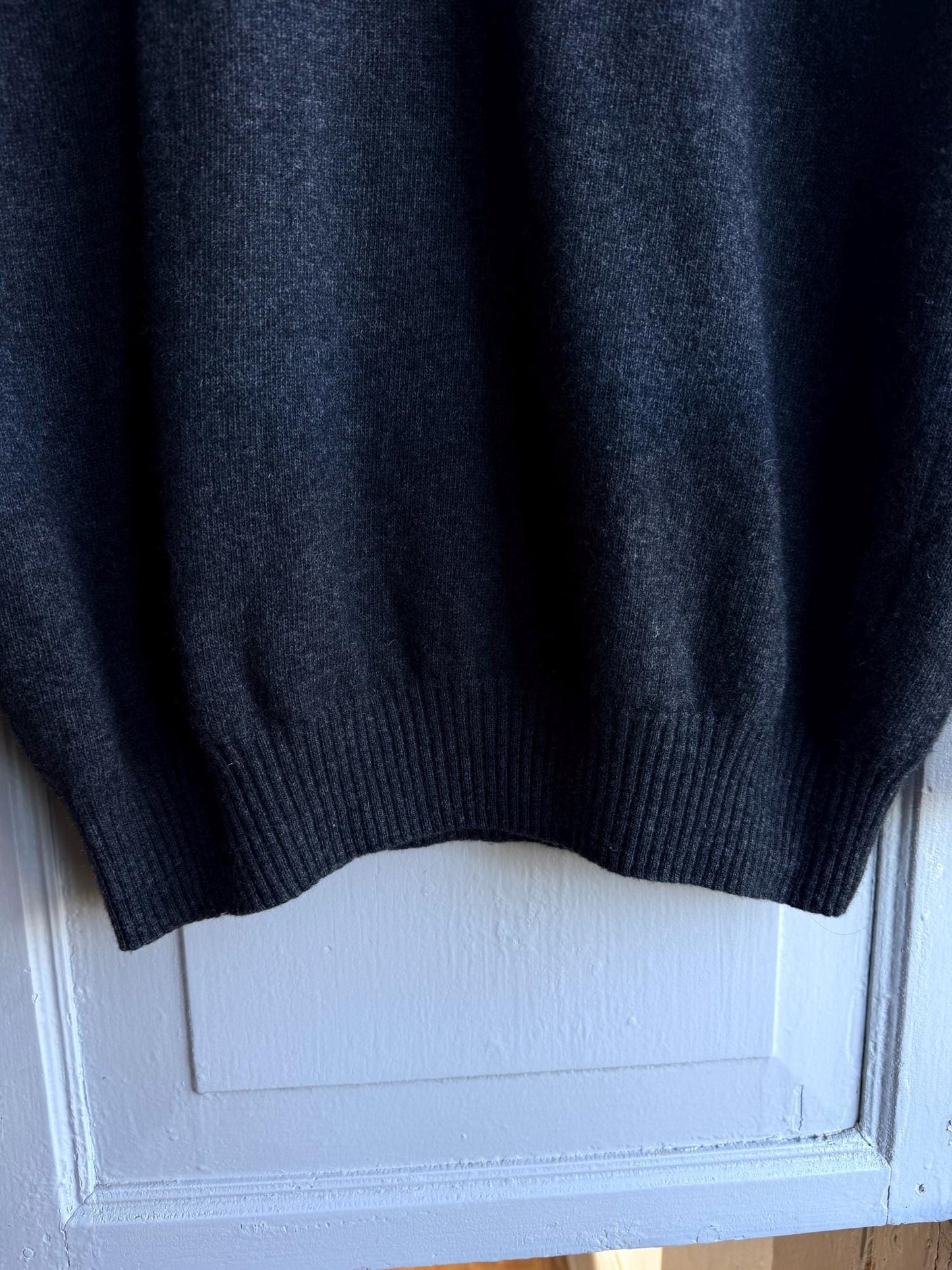 Vintage Wool V Neck Jumper, Mens Dark Grey Minimal Sweater, Old Money Knit, Relaxed Winter Pullover