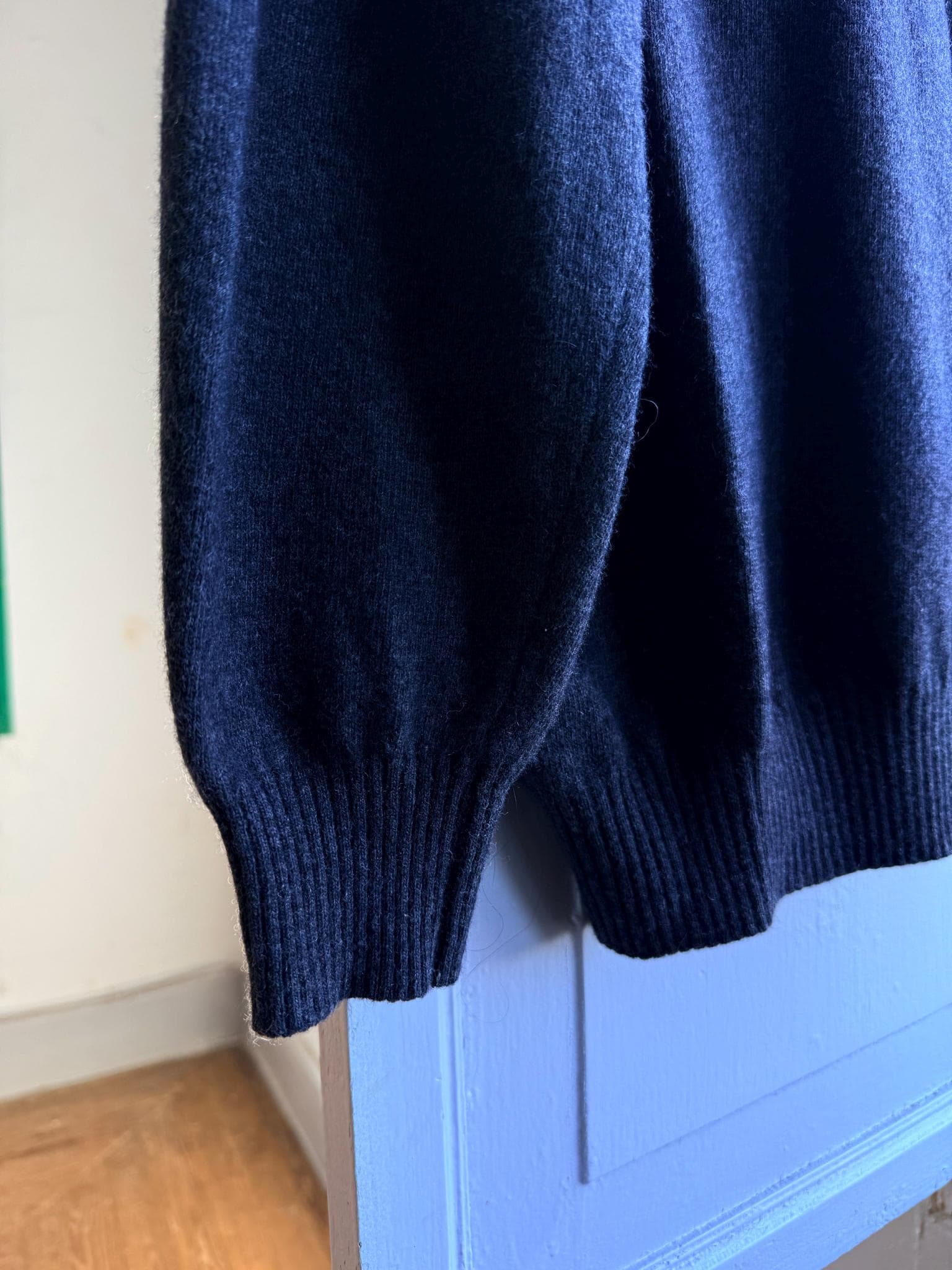 Vintage Wool V Neck Jumper, Mens Dark Grey Minimal Sweater, Old Money Knit, Relaxed Winter Pullover