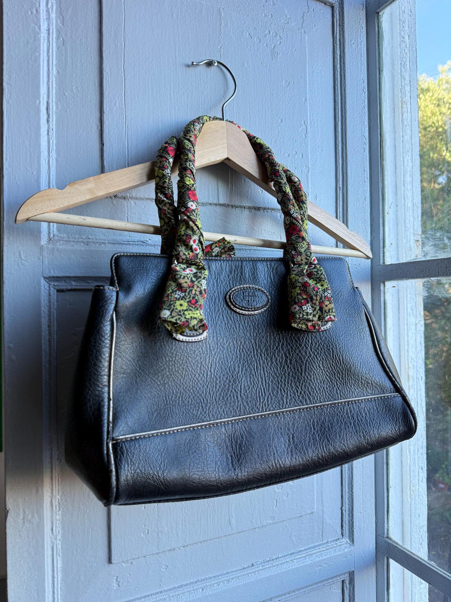 Vintage Torrens Handbag, Floral Strap Purse, Boho Chic Everyday Shoulder Bag