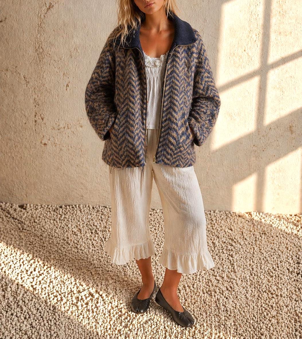 Blue Les Copains blue wool winter coat, made in Italy, ribbed collar, vintage style, casual wear