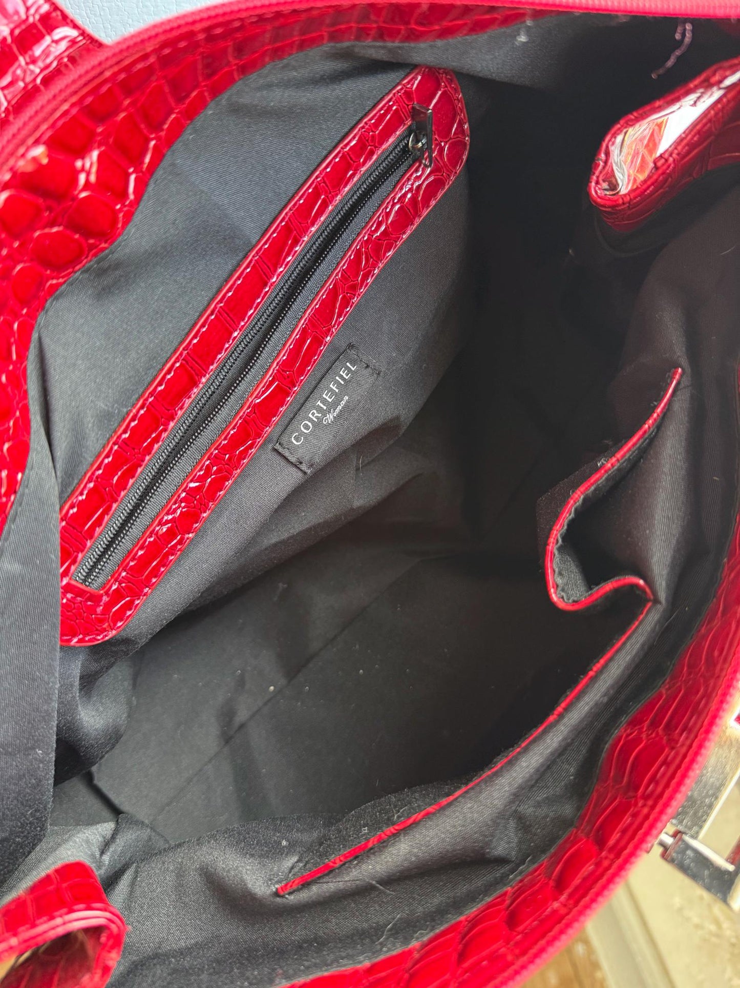 Red Patent Handbag, Y2K Croc Embossed Bag, Vintage Glam Shoulder Bag, Statement Purse Women