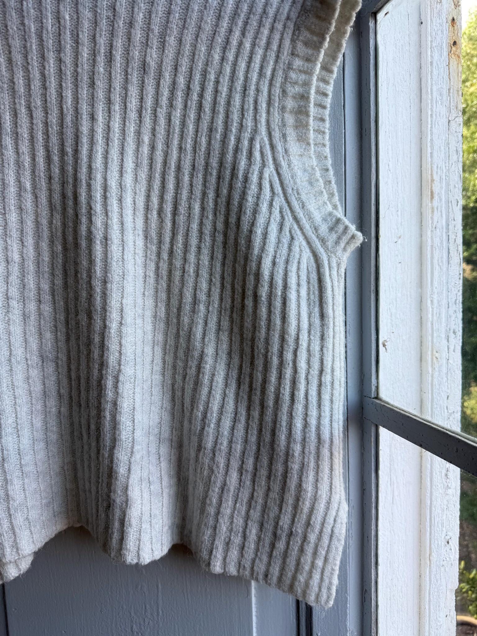Sleeveless Knit Jumper, Alpaca Blend Cream Sweater Vest, Minimal Chic Womens knitwear, M - L
