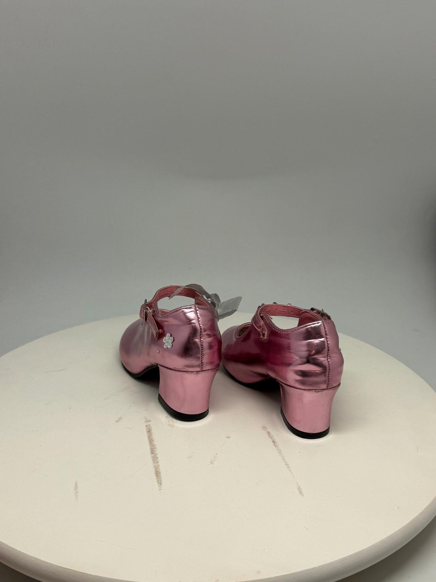 Shiny pink Mary Jane heels, floral embellishments, strap, party wear, size 26