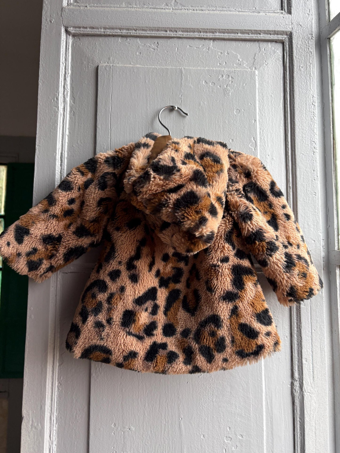 Toddler Leopard Print Faux Fur Winter Coat, Size 62 Baby Girl Jacket, Animal Print Hooded Cozy Soft Secondhand Gift