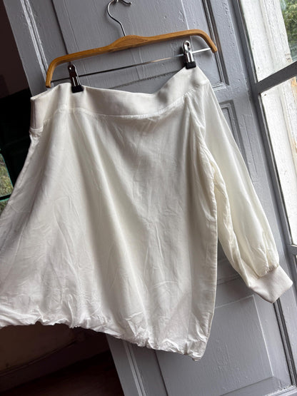 White One Shoulder Asymmetric Top — additional view 9
