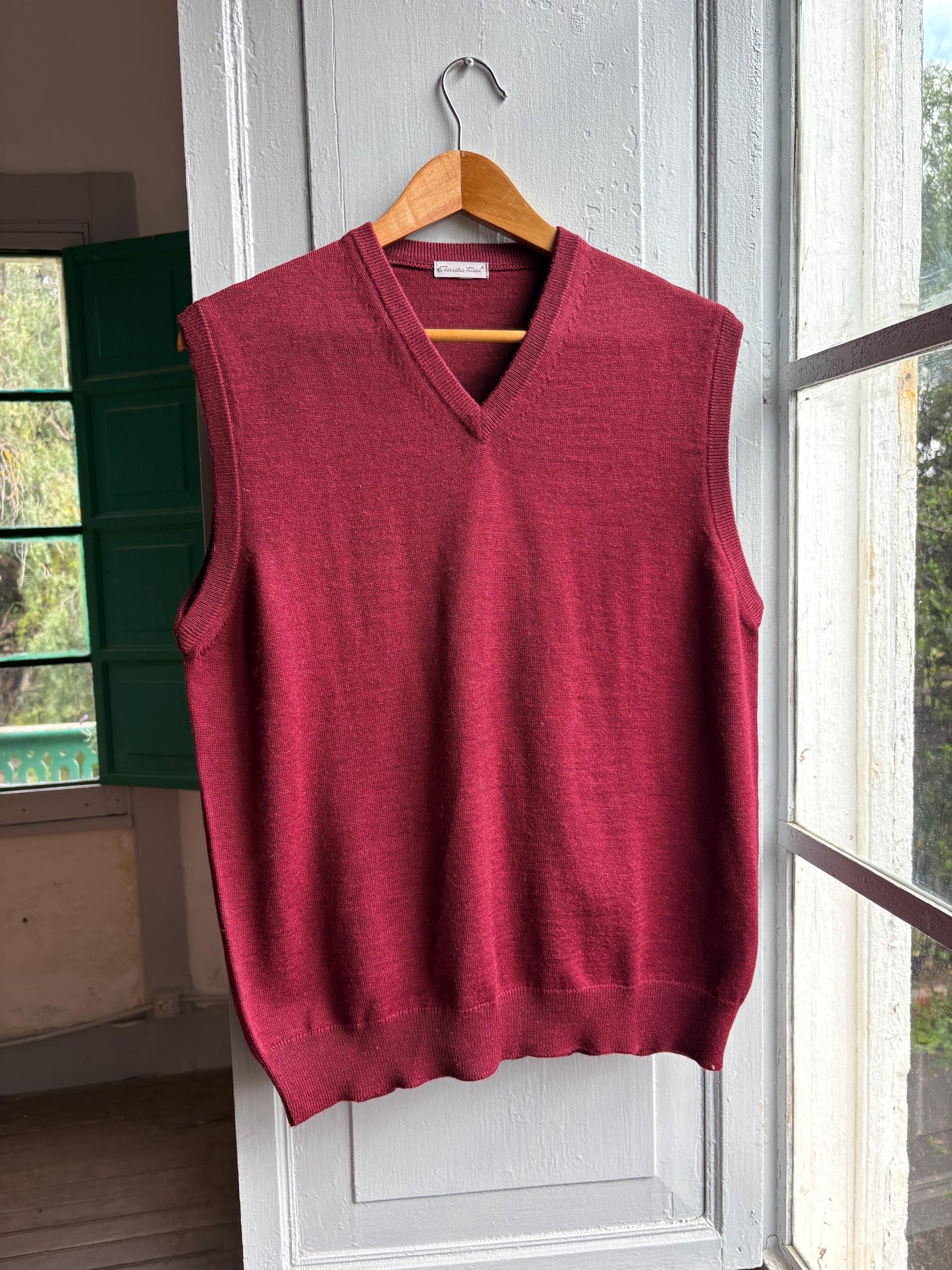 Burgundy Wool Vintage Sweater Vest — detail