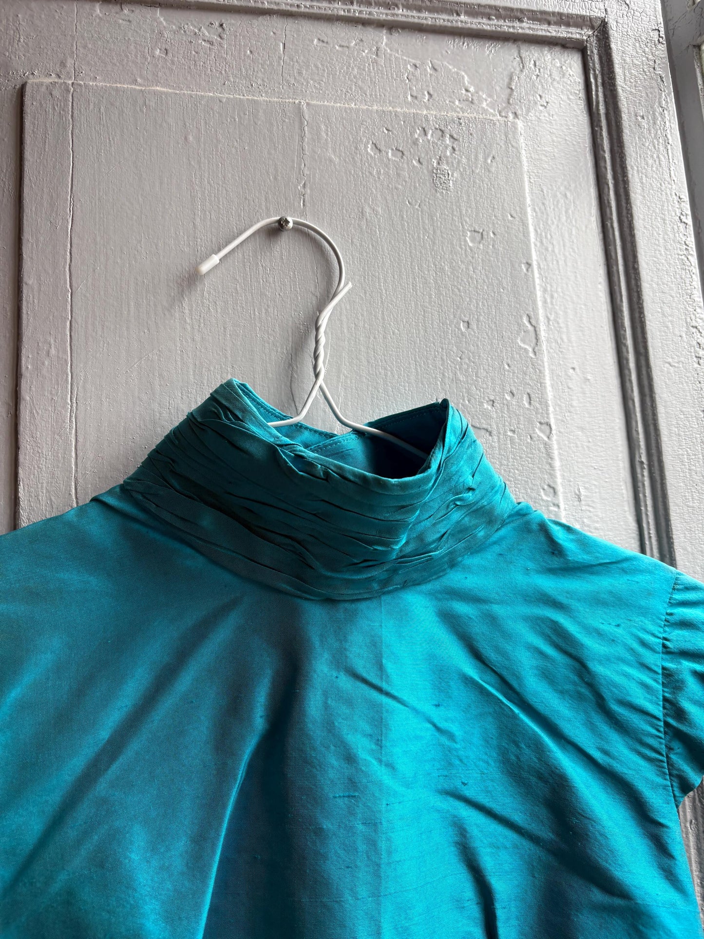 Vintage Turquoise Satin Open Back Blouse — additional view 5