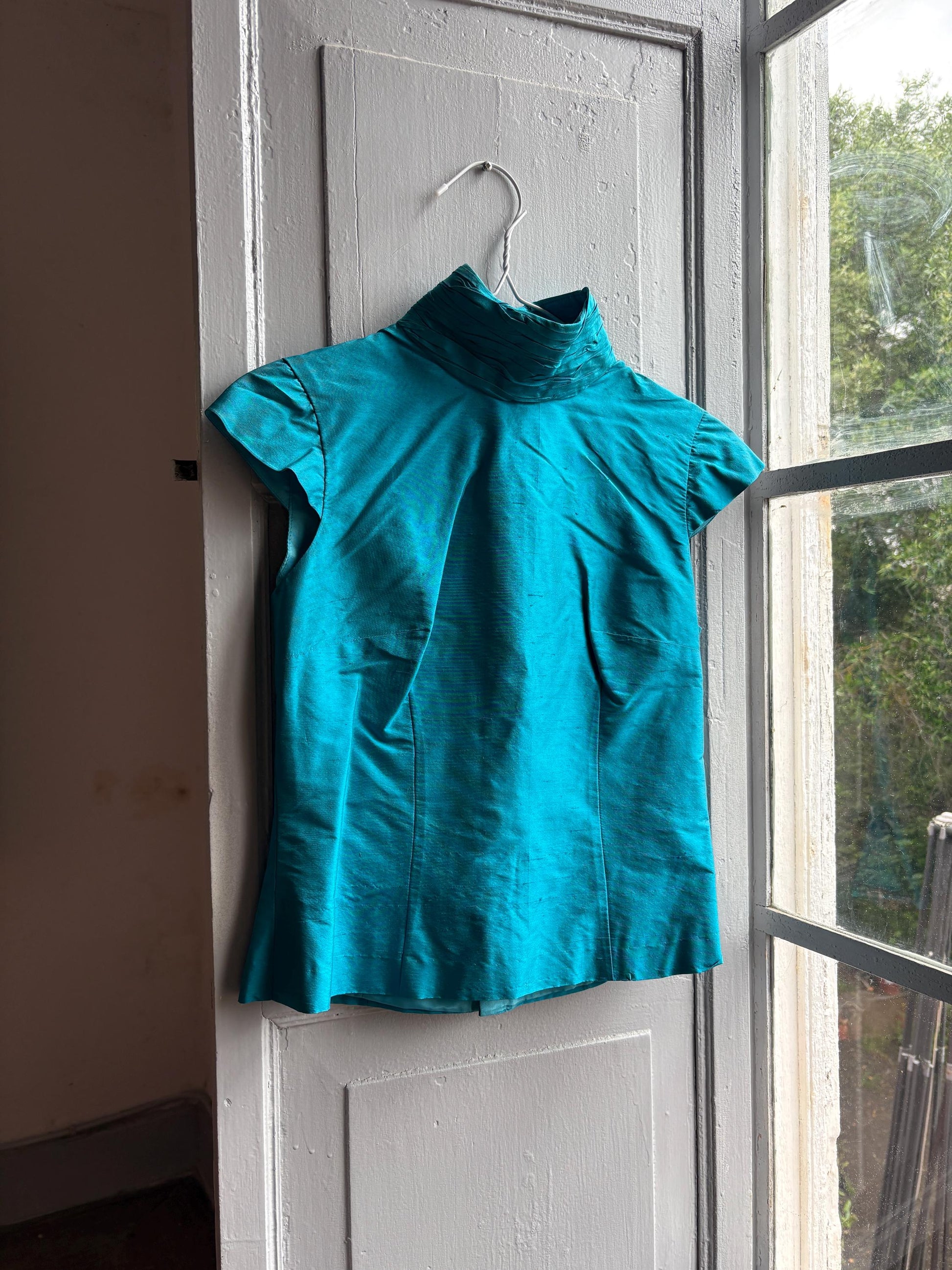 Vintage Turquoise Satin Open Back Blouse — additional view 11